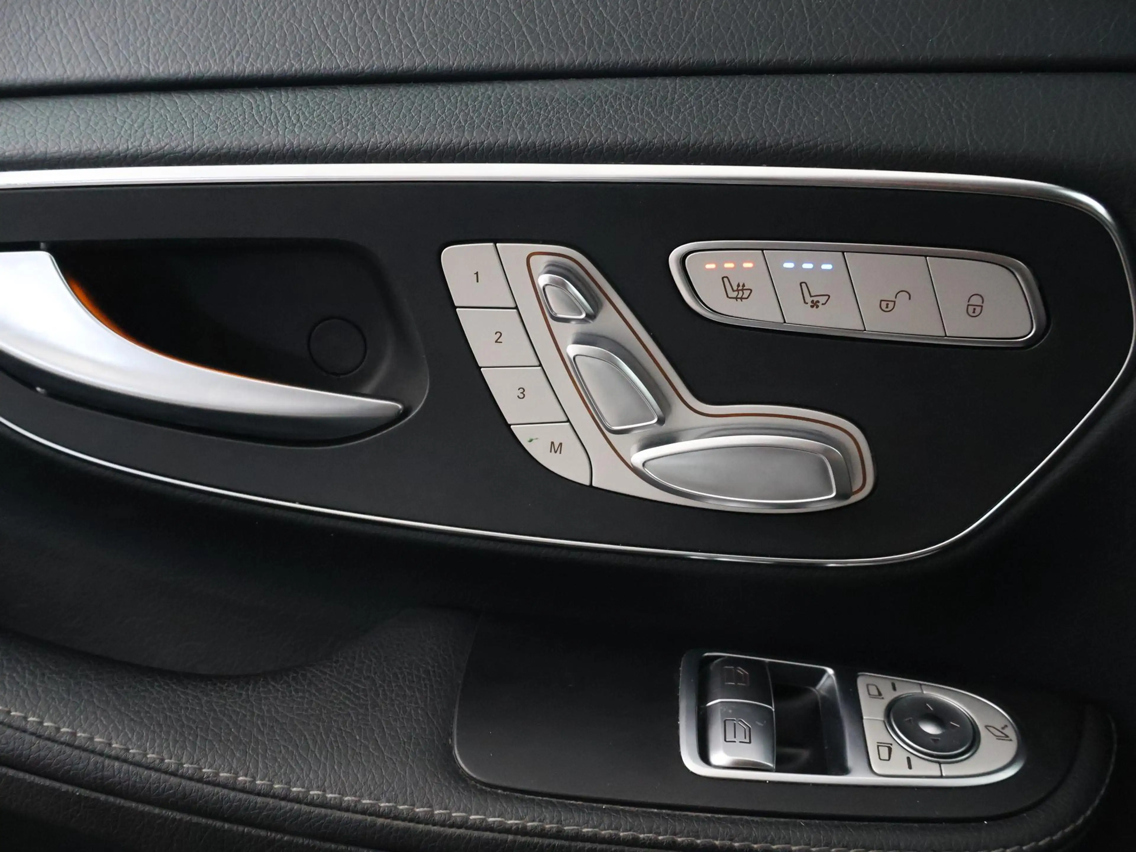 Mercedes-Benz V 250 250d 4-MATIC EXTRA LANG AVANTGARDE 6-PERSOONS | BU — photo 10