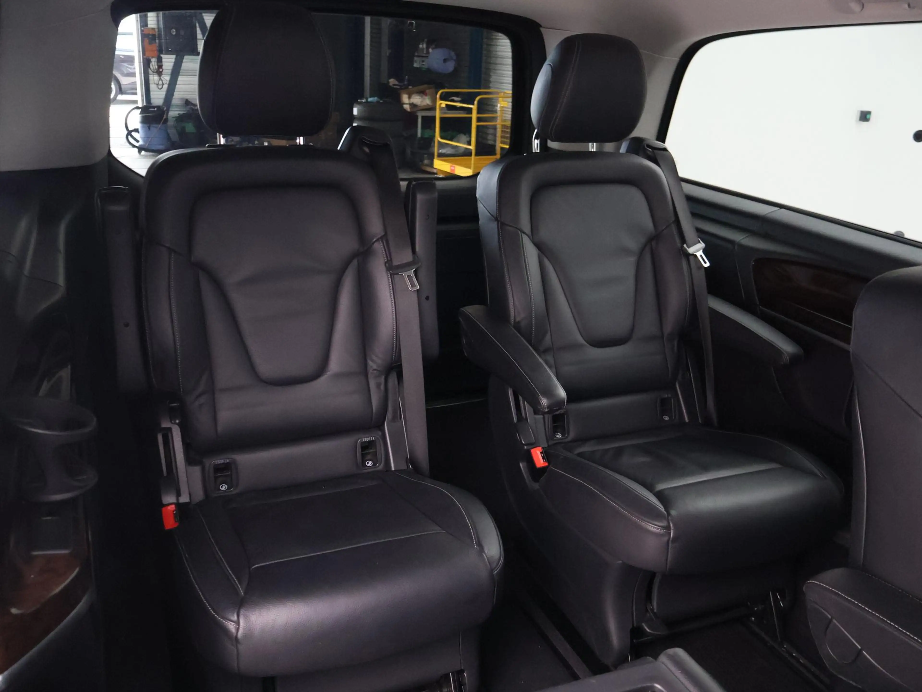 Mercedes-Benz V 250 250d 4-MATIC EXTRA LANG AVANTGARDE 6-PERSOONS | BU — photo 6