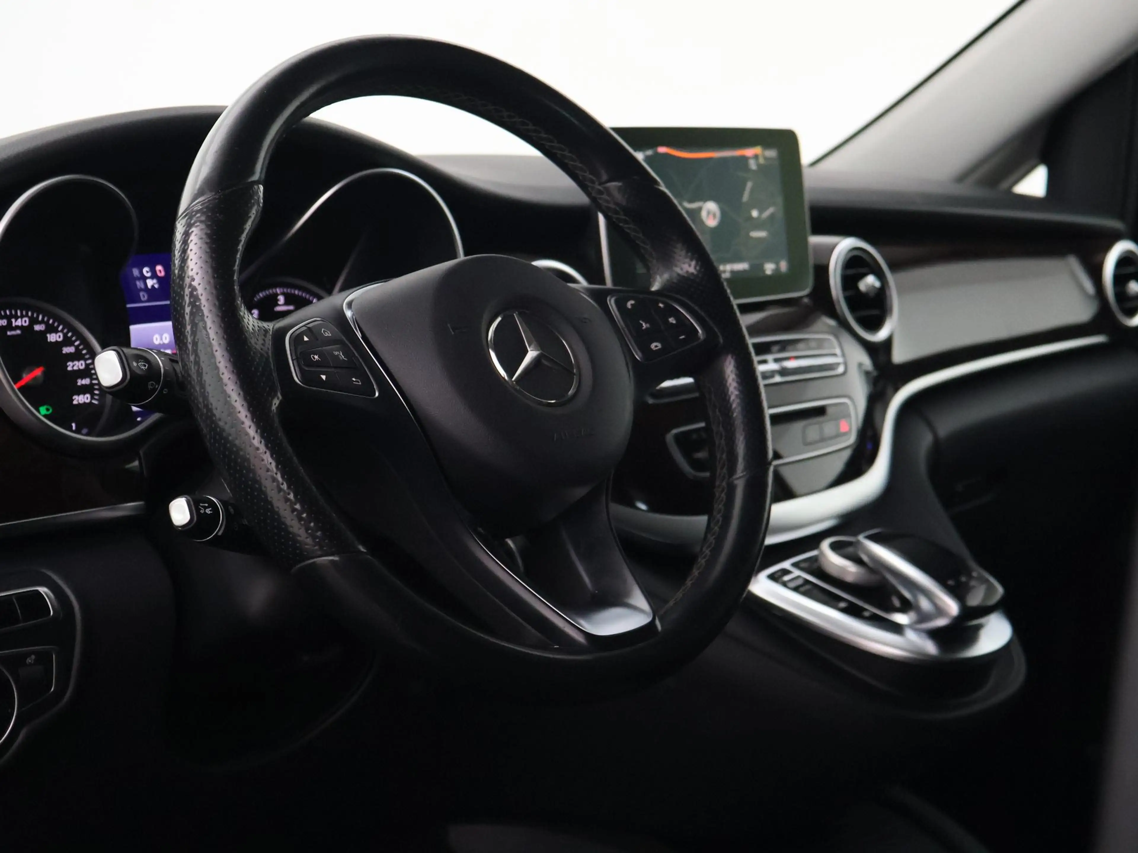Mercedes-Benz V 250 250d 4-MATIC EXTRA LANG AVANTGARDE 6-PERSOONS | BU — photo 25