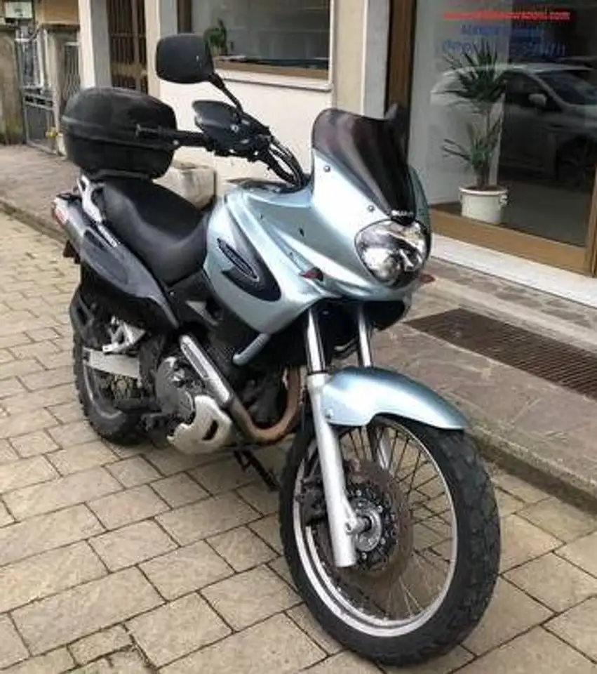 Suzuki XF 650