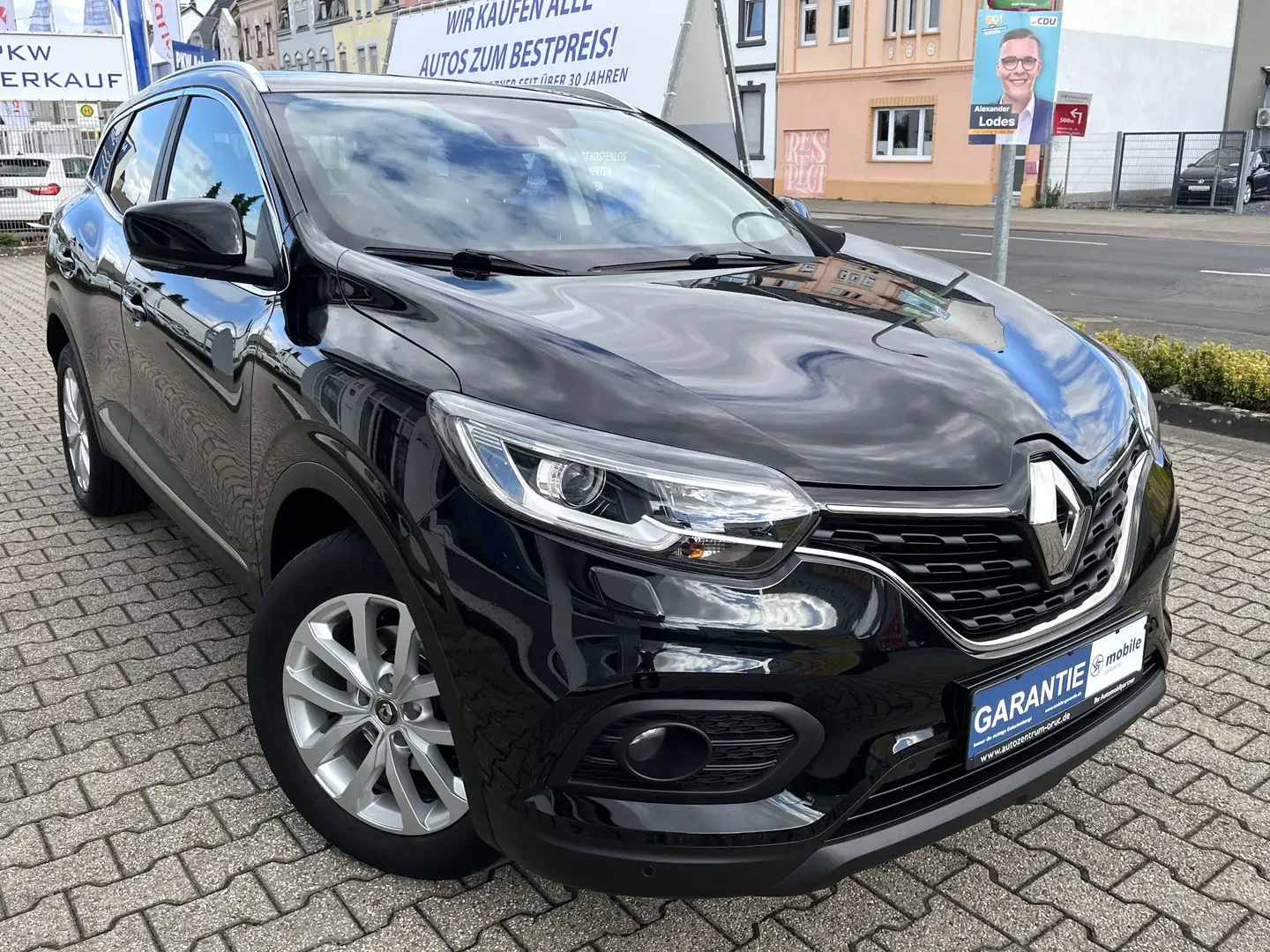 Renault Kadjar TCe 140 Business Edition*Navi*Kamera* Schwarz - 2