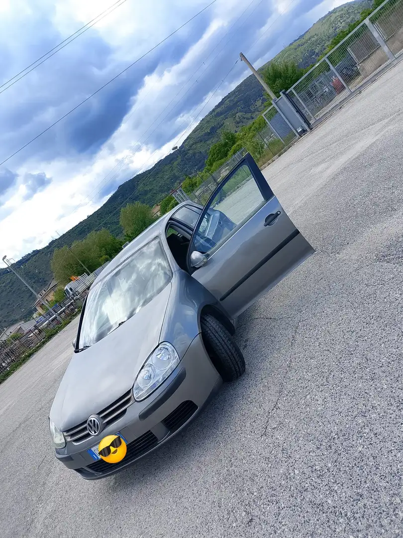 Volkswagen Golf 5p 1.9 tdi Trendline - 1