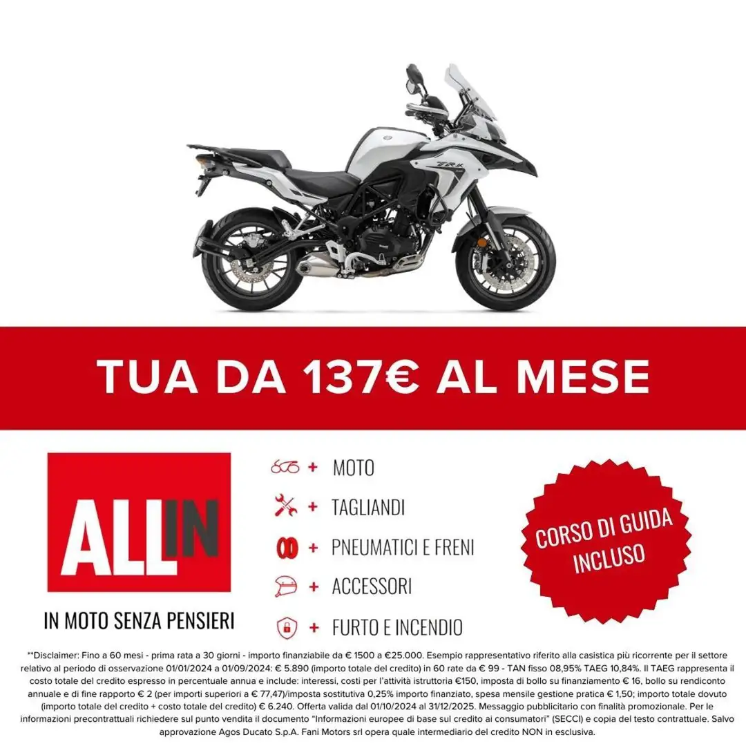 Benelli TRK 502 . Alb - 2