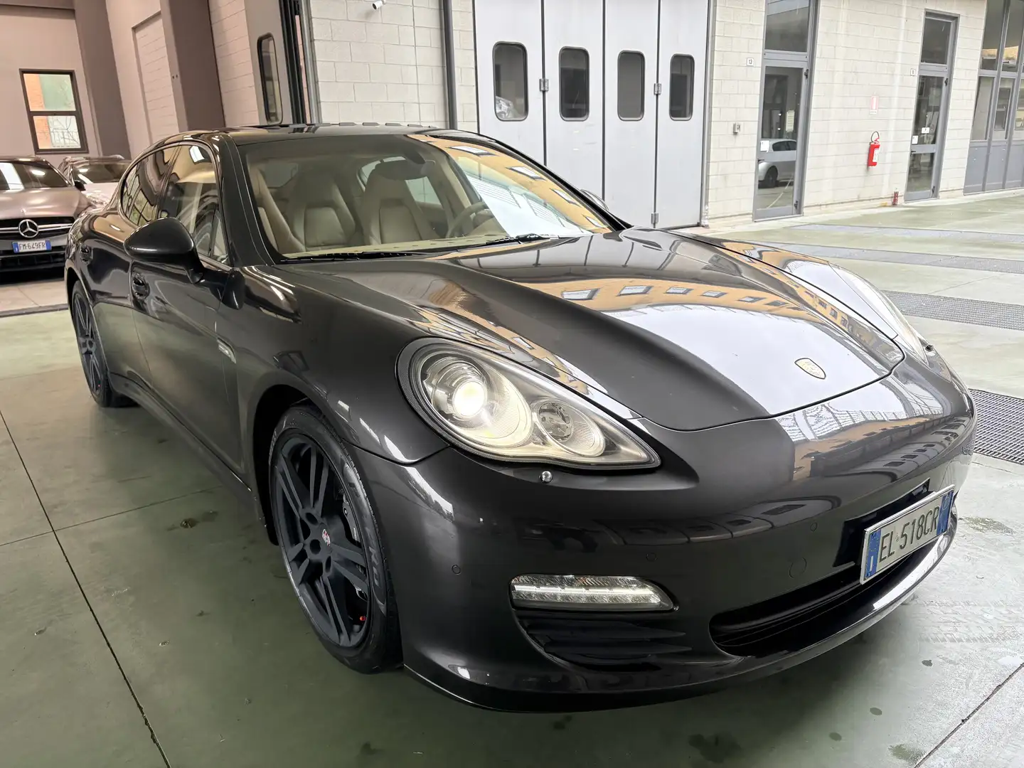 Porsche Panamera 3.6 4 MOTORE NUOVO SOSTITUITO IN PORSCHE Grigio - 1