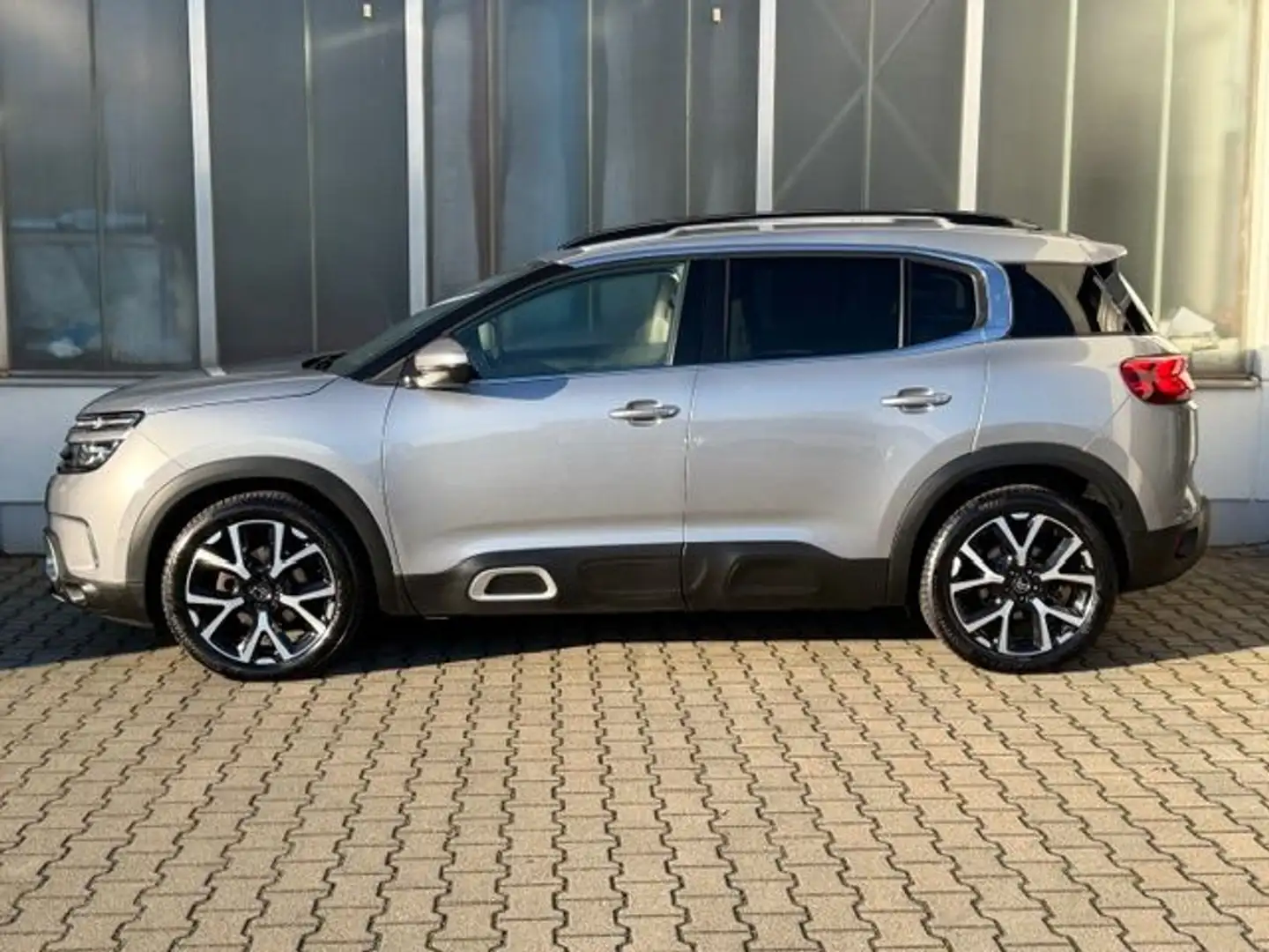 Citroen C5 Aircross BlueHDI 180 S&S EAT8 SHINE PACK Grau - 2