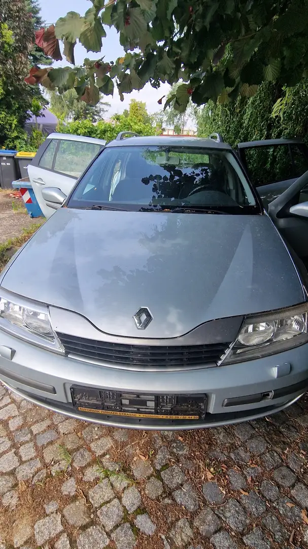 Renault Laguna Grandtour 1.6 Privilege - 2