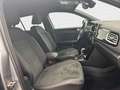 Volkswagen T-Roc R-Line 1.5 TSI DSG*NAVI*AHK*KAM*SHZ*17Zoll Silber - thumbnail 4