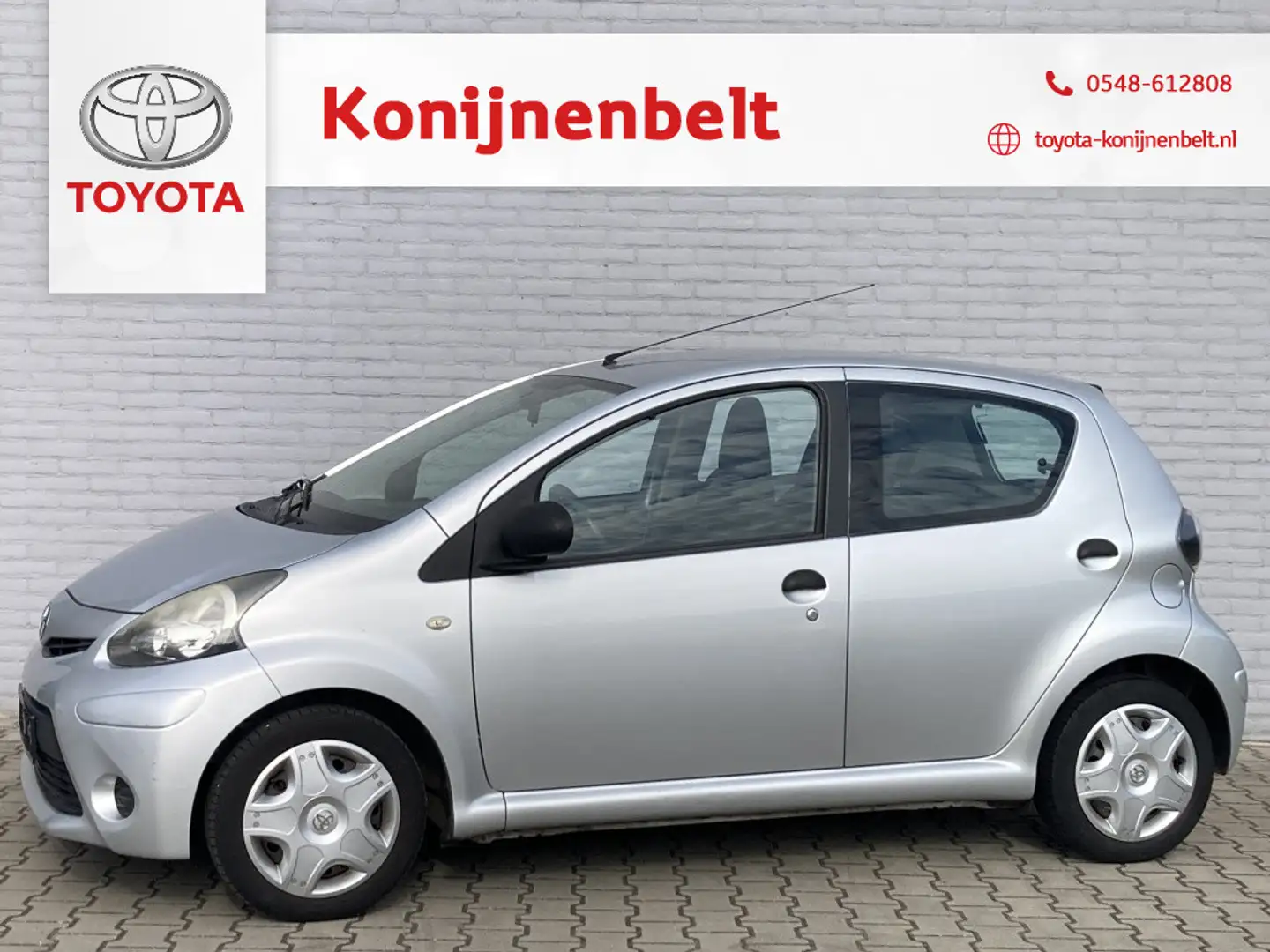 Toyota Aygo 1.0 VVT-i Comfort 5-deurs | Airco | NL auto | Stuu Grau - 1