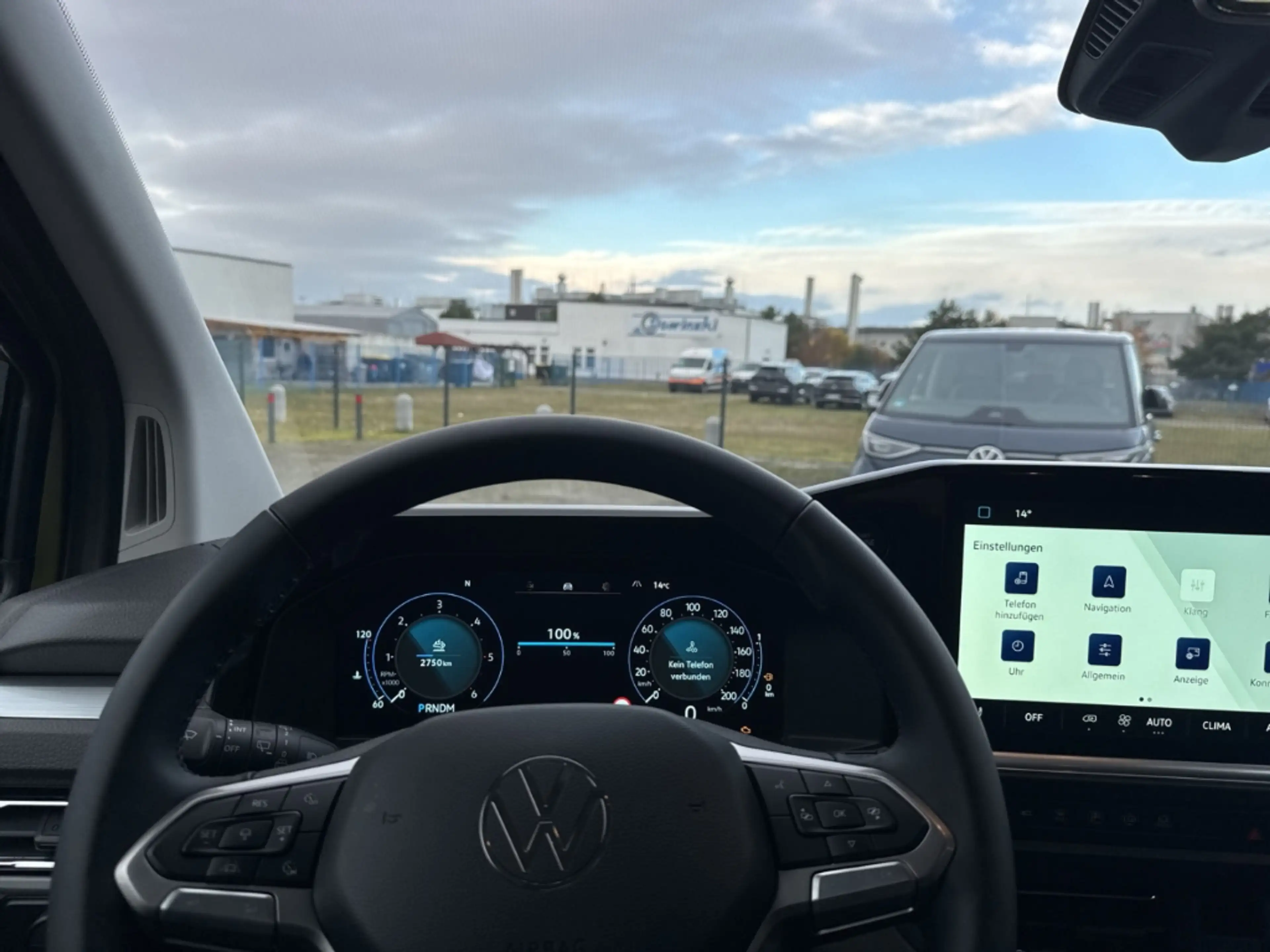 Volkswagen T7 Caravelle PanAmericana 2,0 l TDI 4Motion KR Navi Digitales C — photo 14