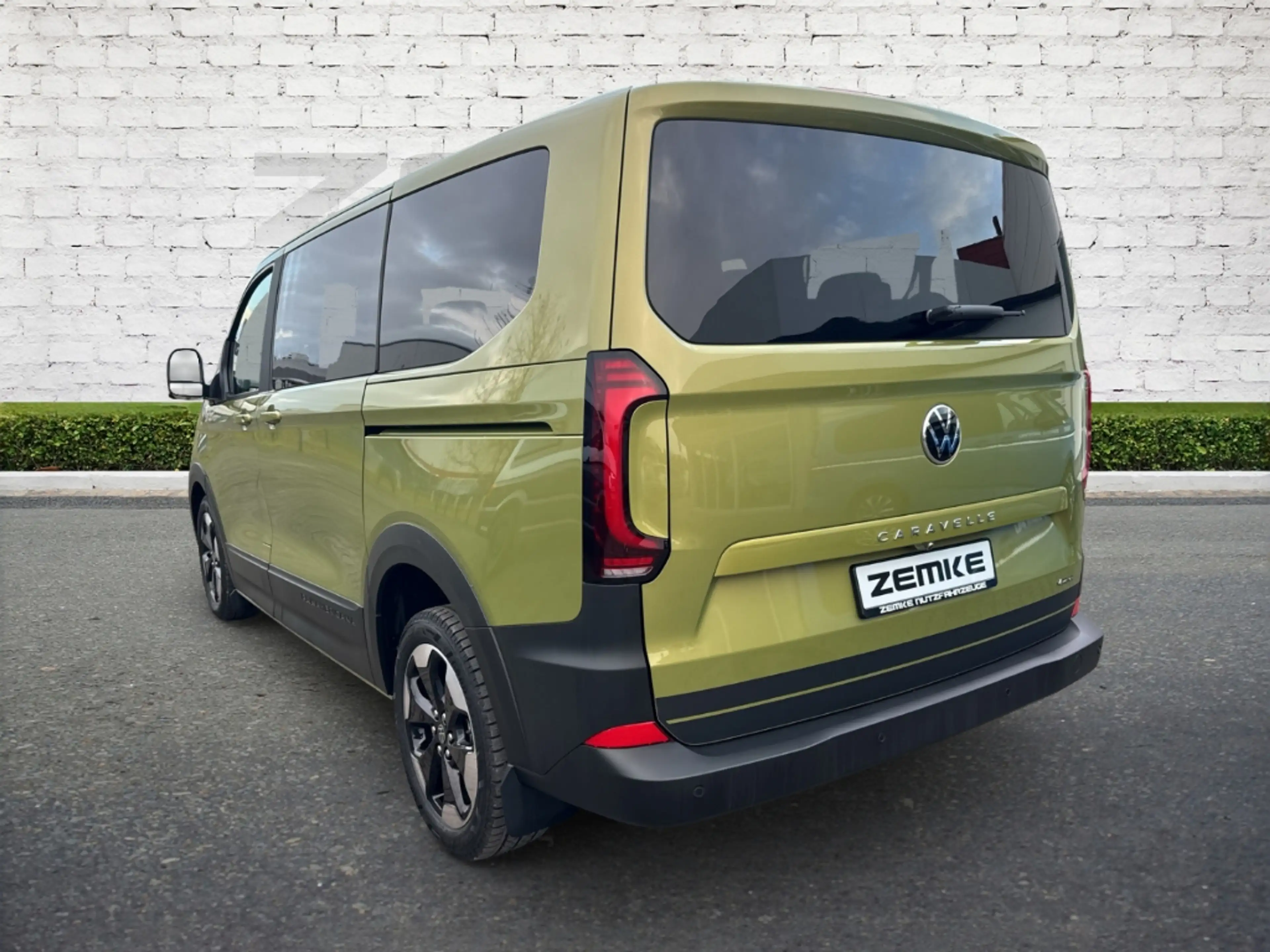 Volkswagen T7 Caravelle PanAmericana 2,0 l TDI 4Motion KR Navi Digitales C — photo 3