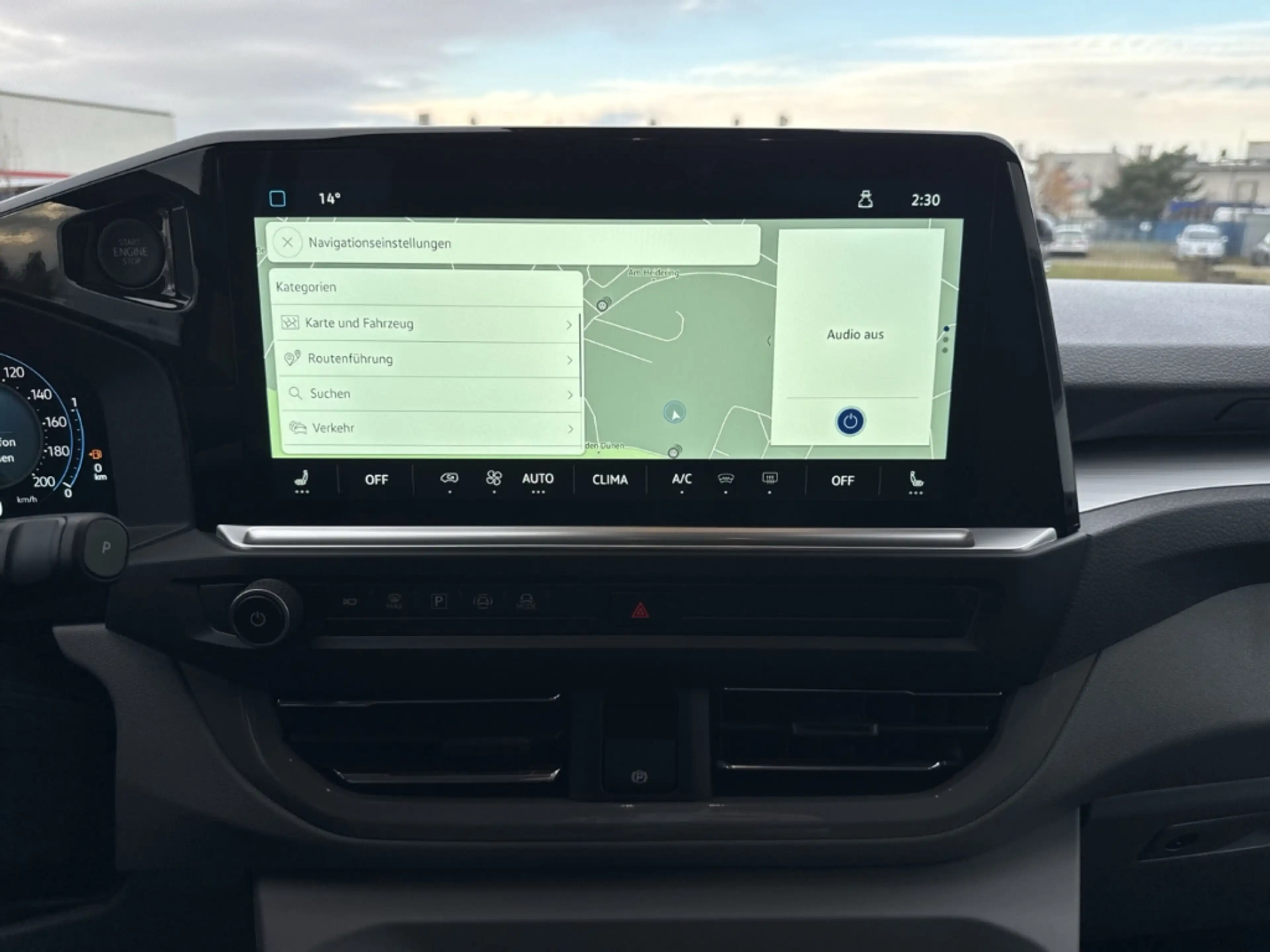 Volkswagen T7 Caravelle PanAmericana 2,0 l TDI 4Motion KR Navi Digitales C — photo 13