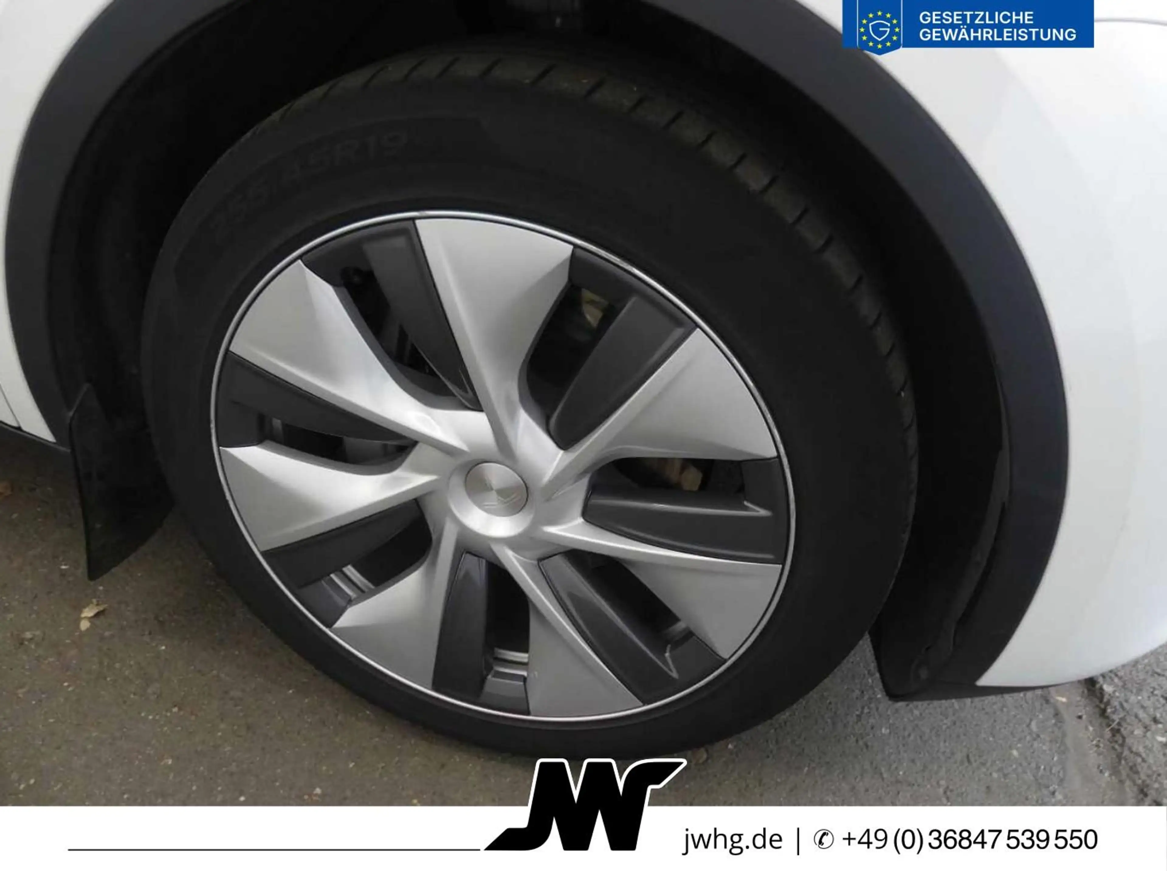 Tesla Model Y Long Range Dual AWD AUTOPILOT 3 | PANO — photo 5