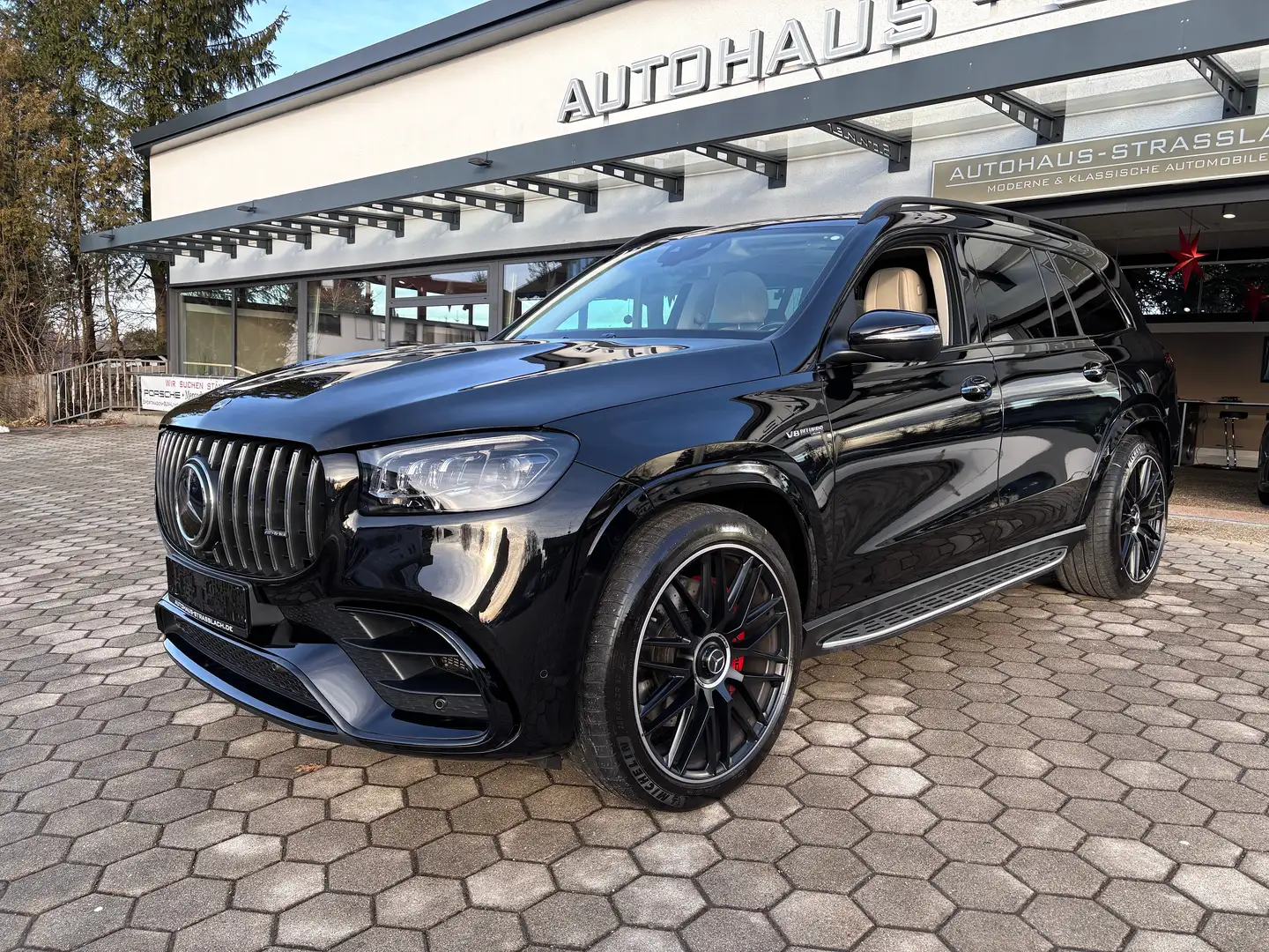 Mercedes-Benz GLS 63 AMG GLS 63 AMG 4-MATIC+ EXCLUSIV 23LM FONDENTERT. PANO Schwarz - 1