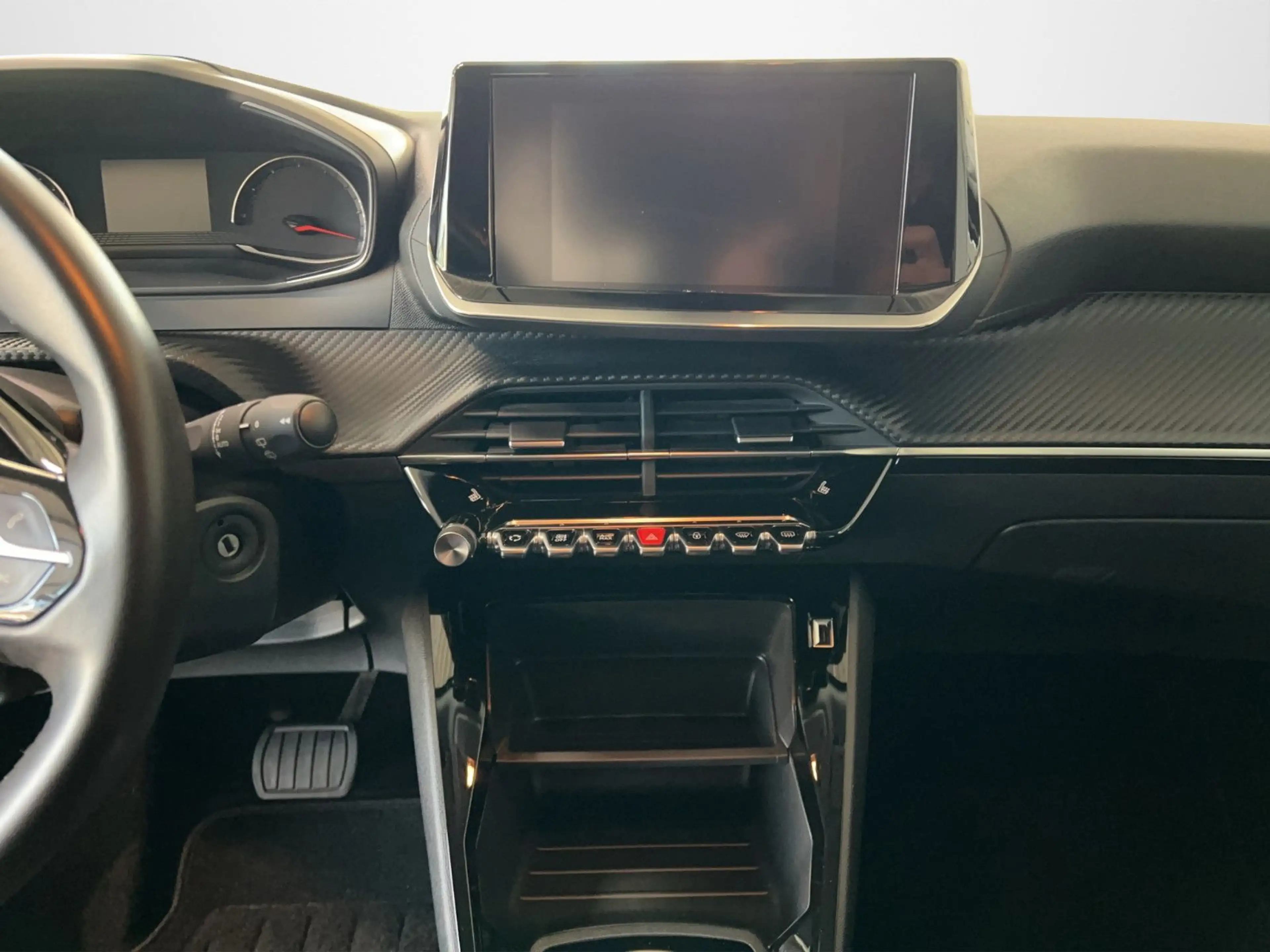 Peugeot 2008 PureTech 130 Active AHK+Sitzhz.+180°Kamera — photo 13