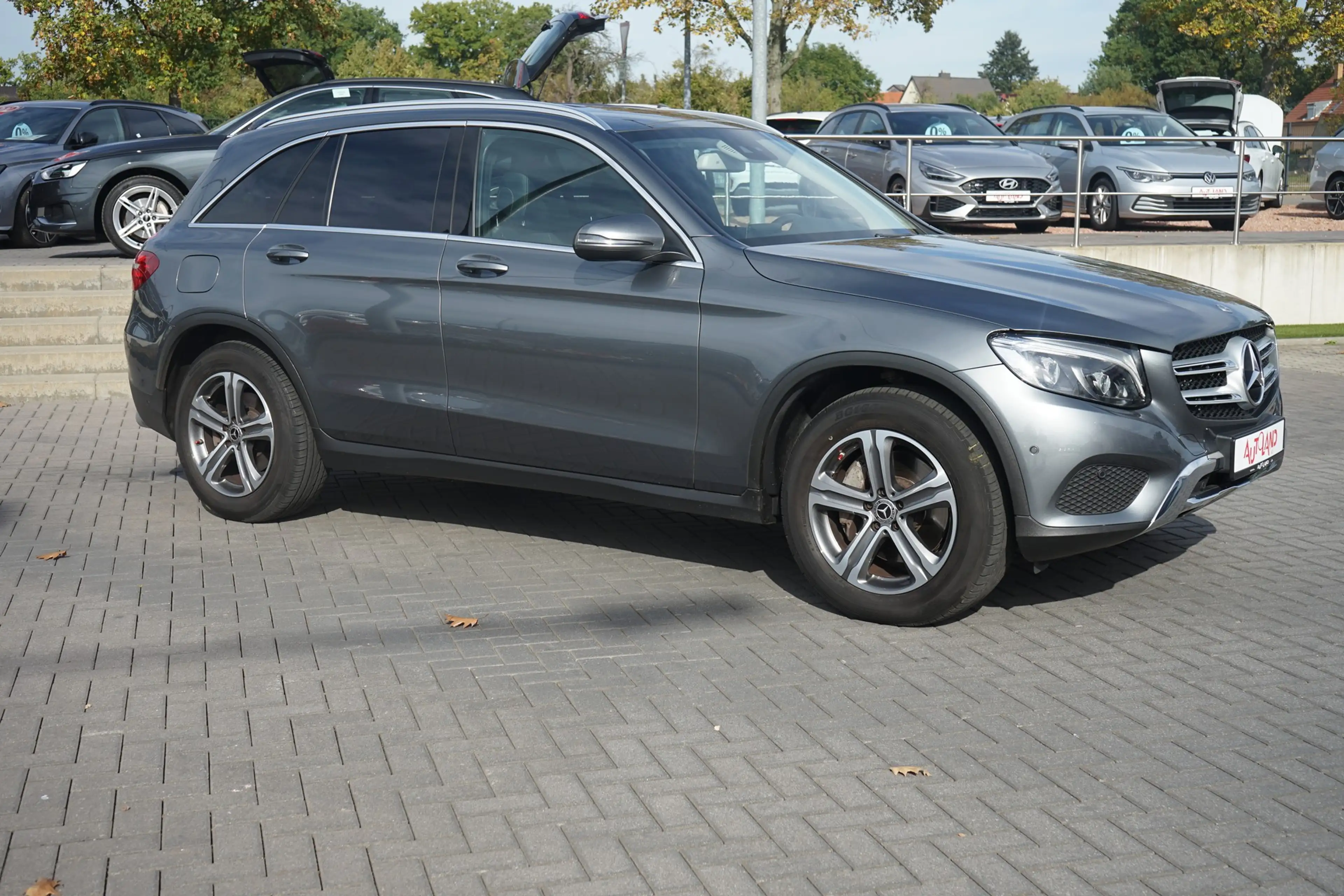 Mercedes-Benz GLC 250 d 4Matic LED Navi AHK Kamera Sitzheizung — photo 5