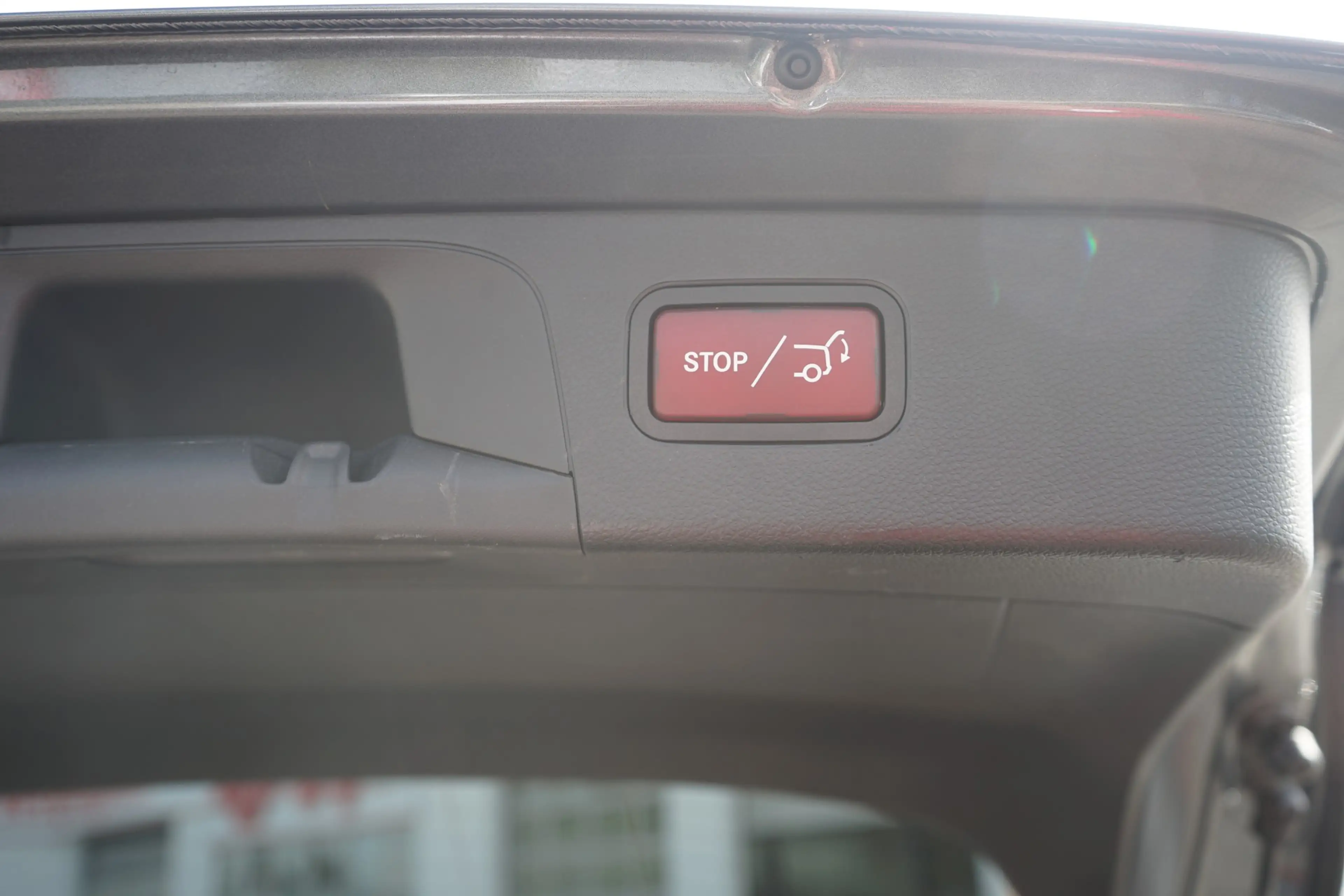 Mercedes-Benz GLC 250 d 4Matic LED Navi AHK Kamera Sitzheizung — photo 12