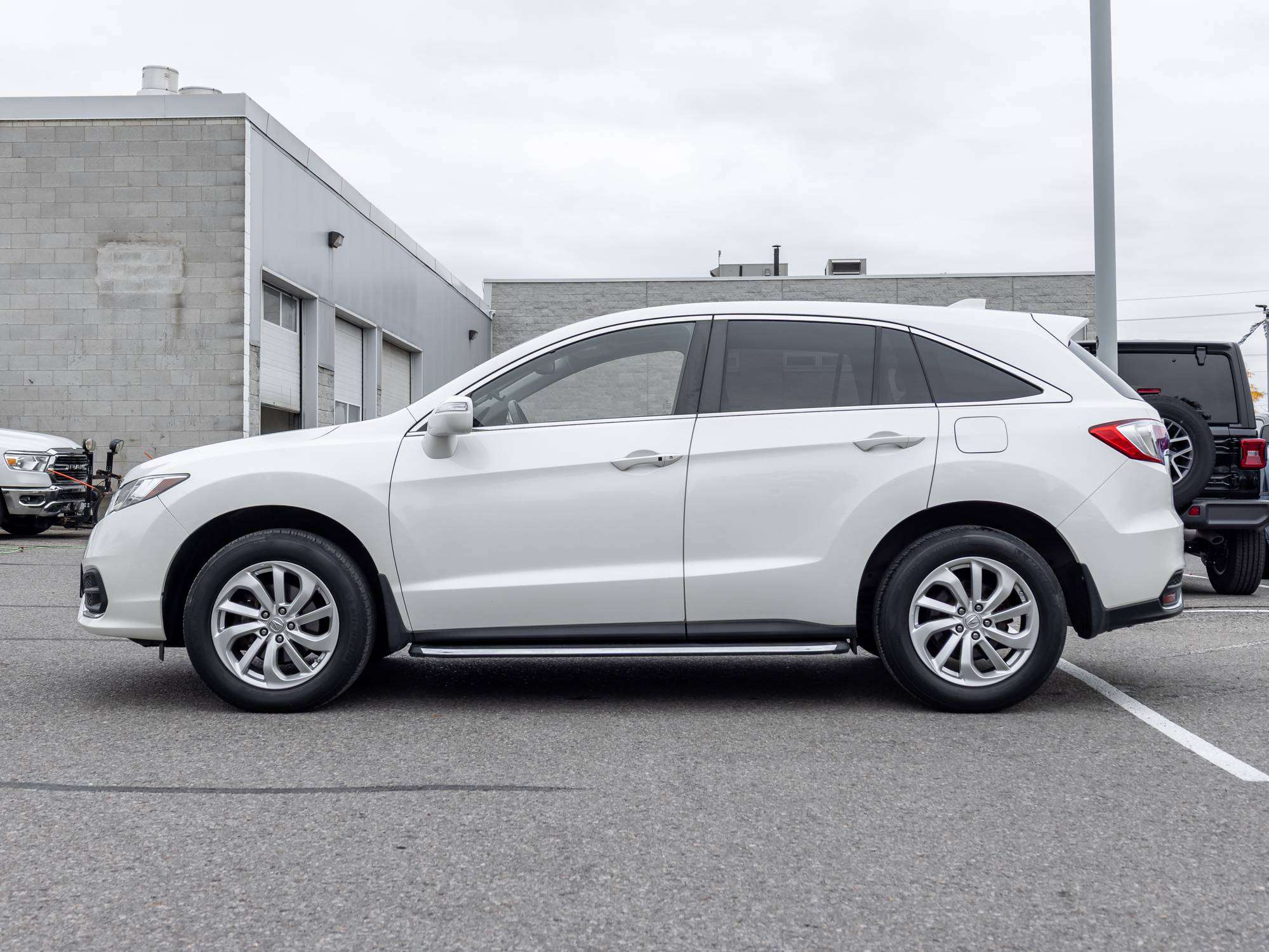 2017 Acura RDX