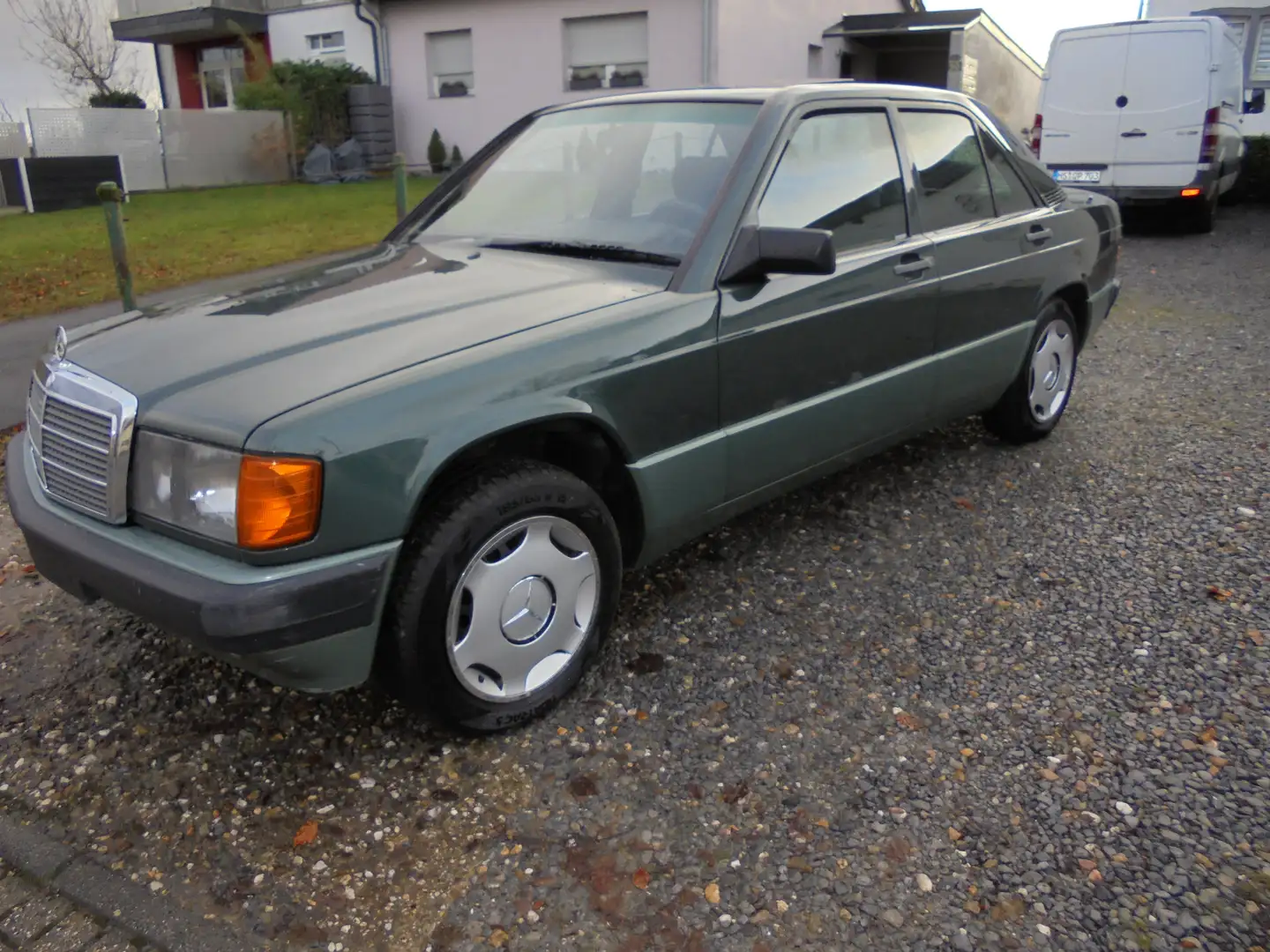 Mercedes-Benz 190 D 2.5 Zelená - 1