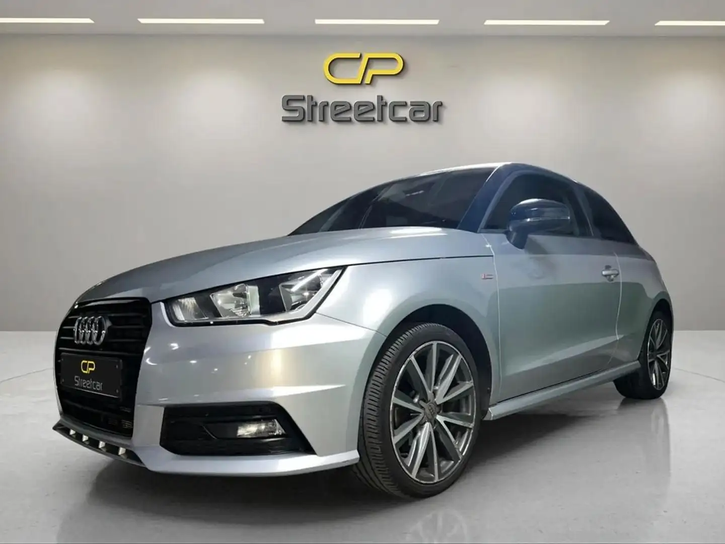 Audi A1 1.4 TDI 90CV Adrenalin2 Grijs - 2