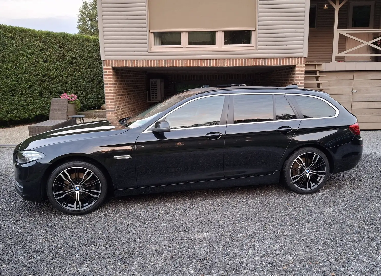 BMW 518 518d Touring Aut. Xenon Euro 6 - 2