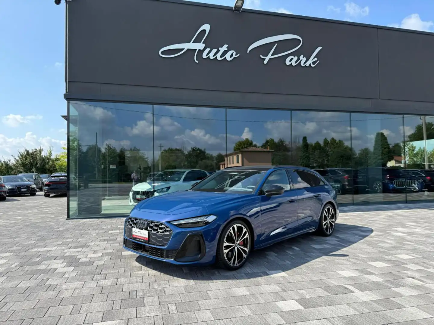 Audi A5 Avant e-hybrid S tronic quattro S Line-B&O-MATRIX Blauw - 1