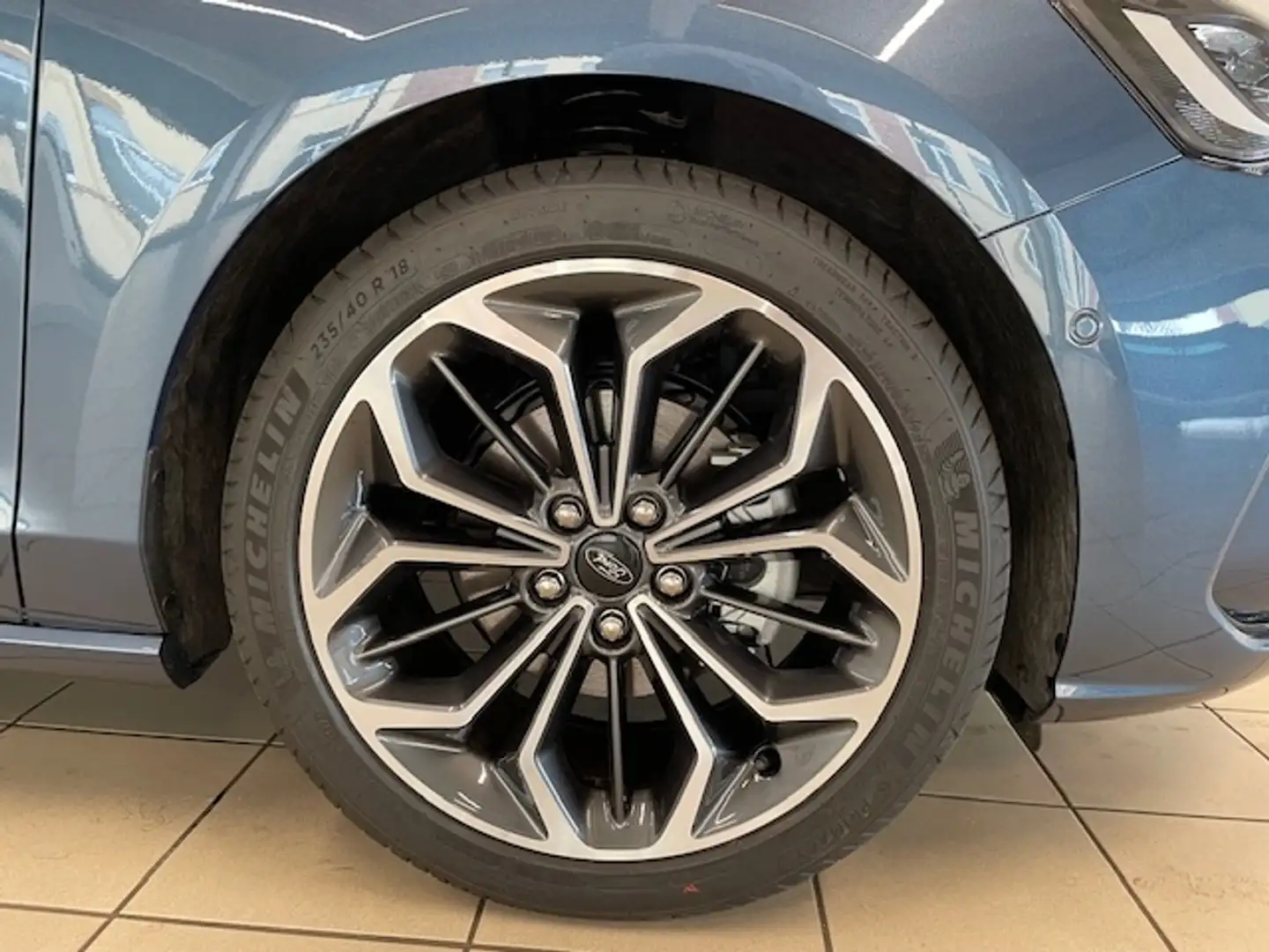 Ford Focus Turnier ST-Line X B&O 18'' LED ACC Kamera Ergo NEU Blau - 2