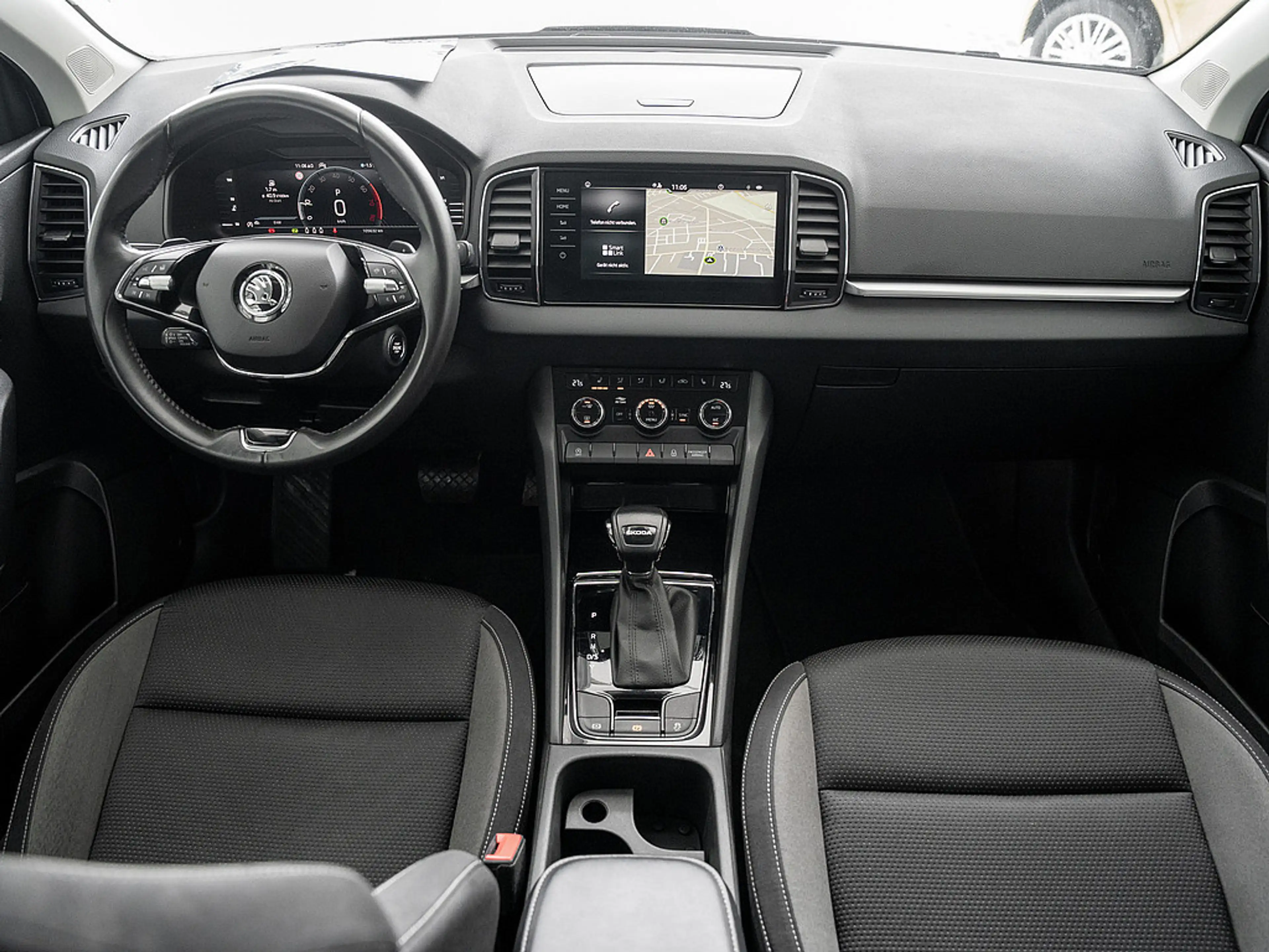 Skoda Karoq 1.5 TSI Tour DSG ACC Navi PDC SHZ DAB — photo 6