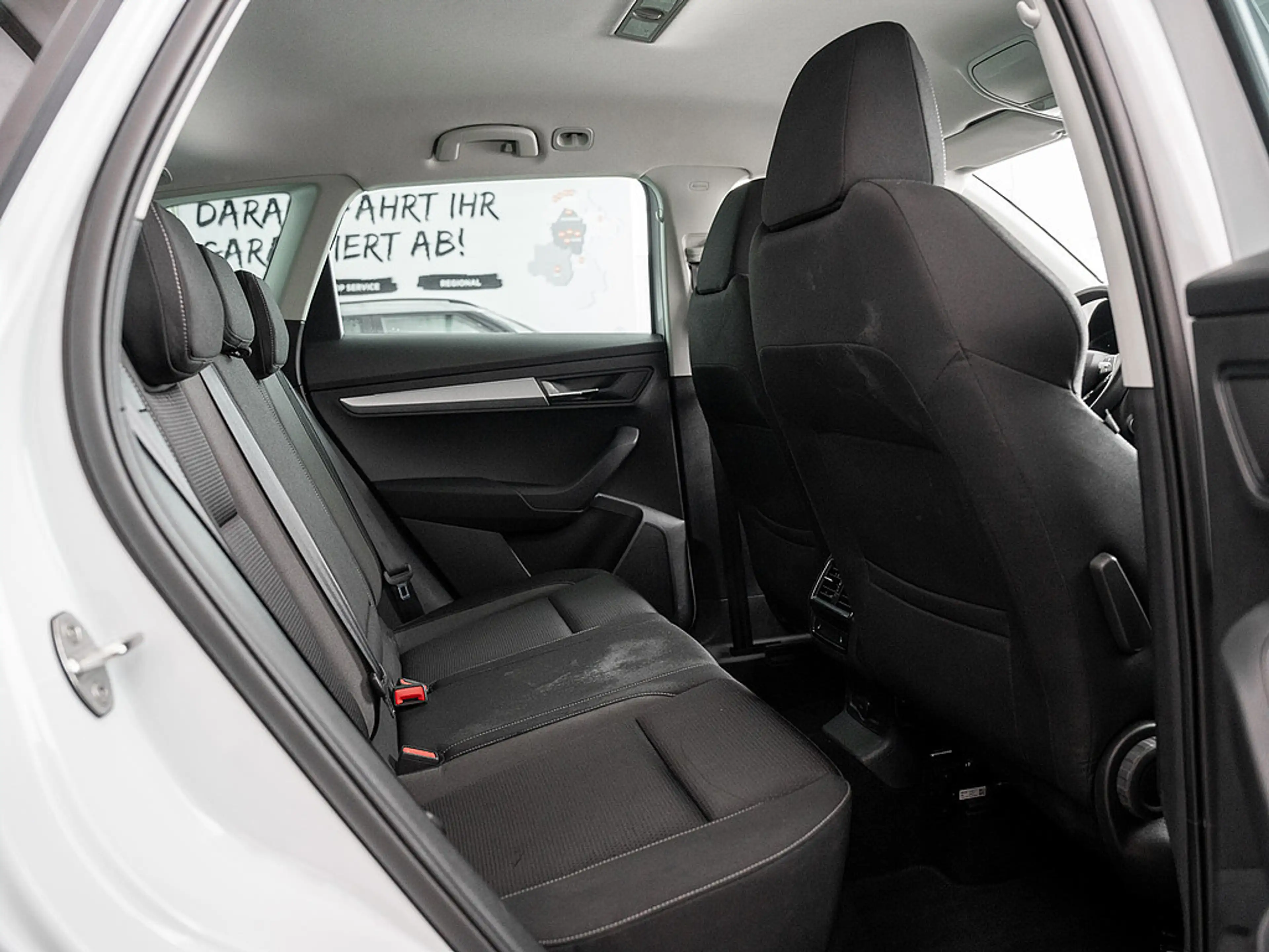 Skoda Karoq 1.5 TSI Tour DSG ACC Navi PDC SHZ DAB — photo 4