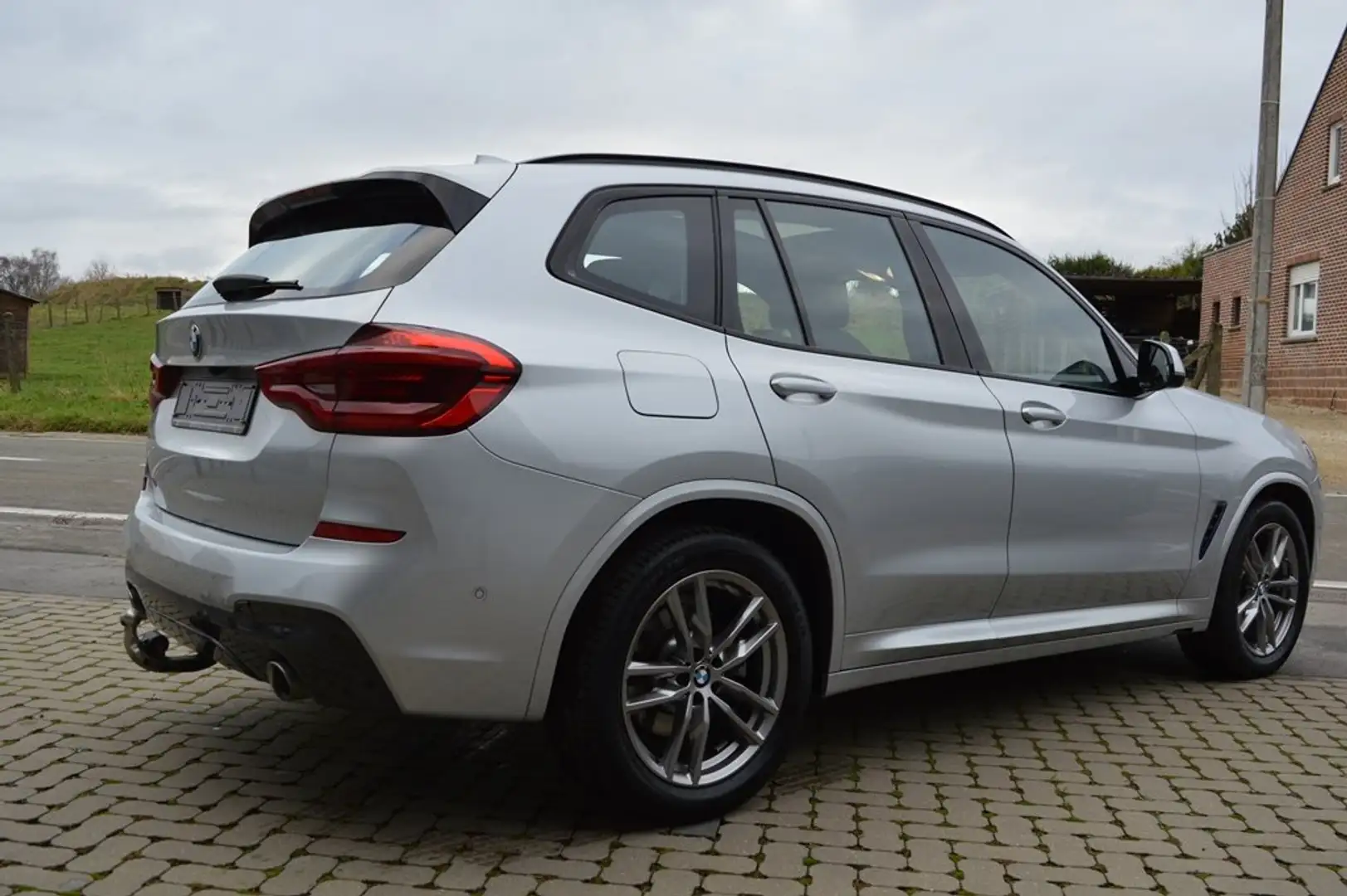 BMW X3 M pack xDrive20i Top condition !! 49.900 km !! Zilver - 2
