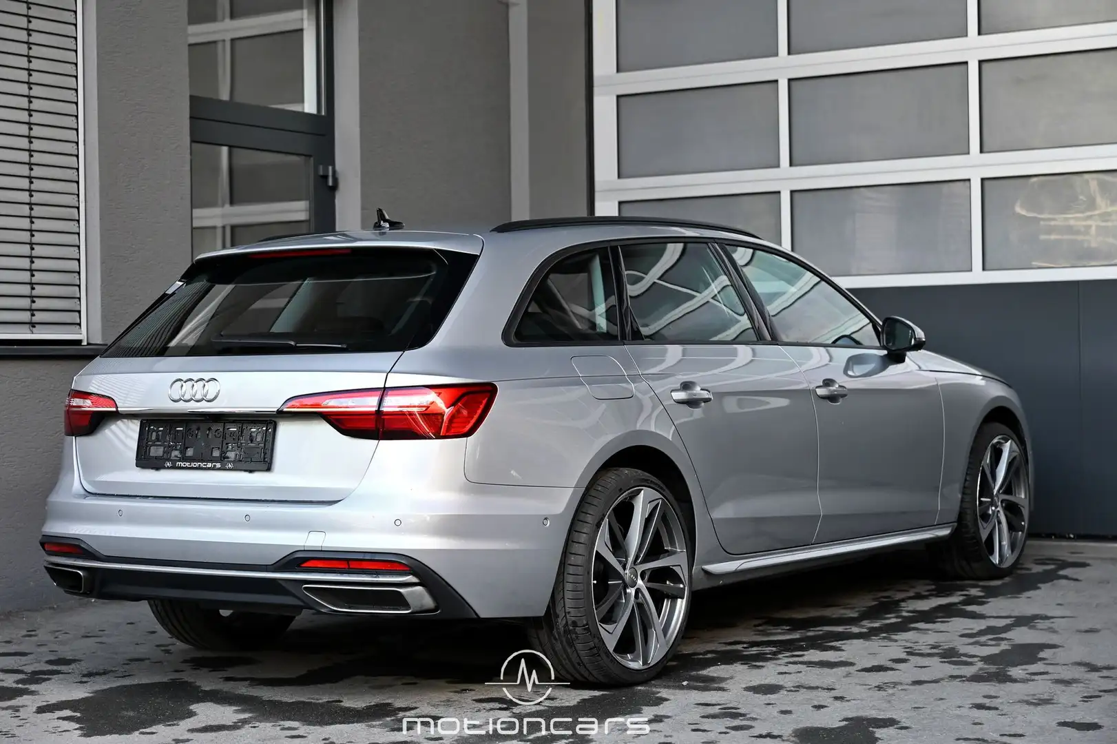 Audi A4 35 2.0 TDI advanced Silber - 2