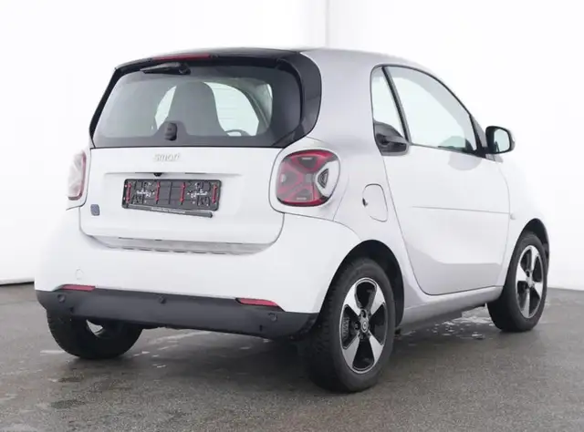 Smart Fortwo view 3