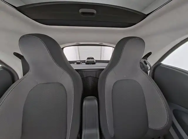 Smart Fortwo view 9