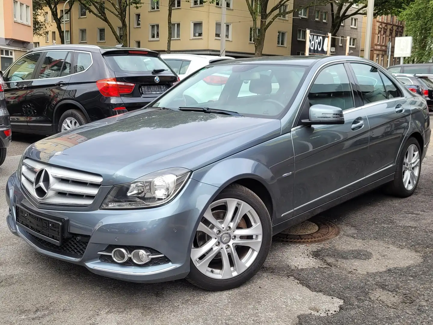 Mercedes-Benz C 180 7G CGI BE*Navi*Leder*SH*PDC*S-Dach*17"+Allwtr*AUX Gris - 2