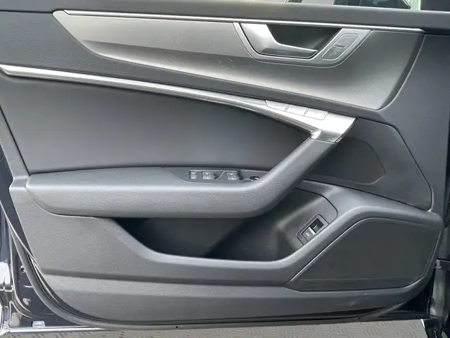 Audi A6 view 15