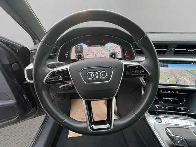 Audi A6 view 11