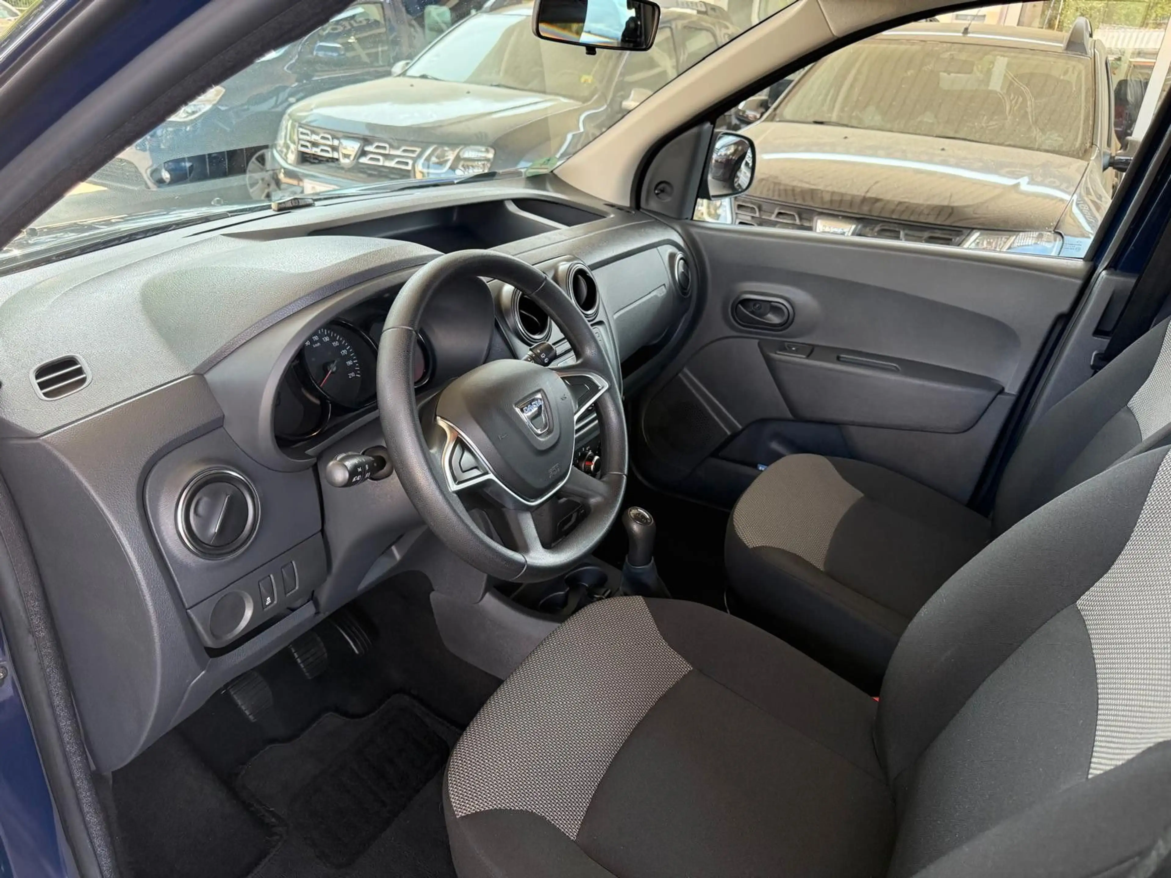 Dacia Dokker *KLIMA*PDC*SHZ*SCHECKHEFT*1.Hand*TÜV Neu* — photo 9