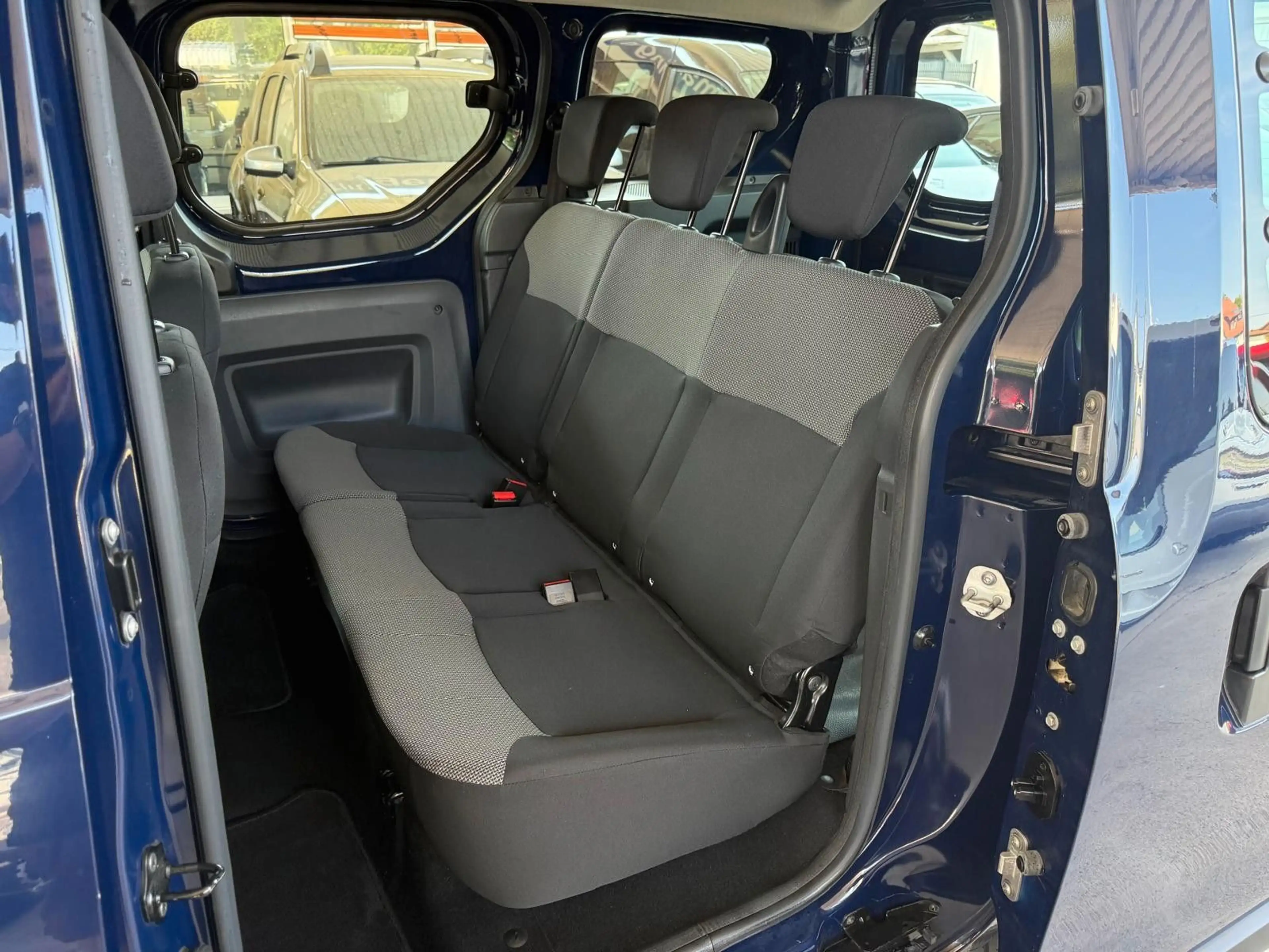 Dacia Dokker *KLIMA*PDC*SHZ*SCHECKHEFT*1.Hand*TÜV Neu* — photo 14