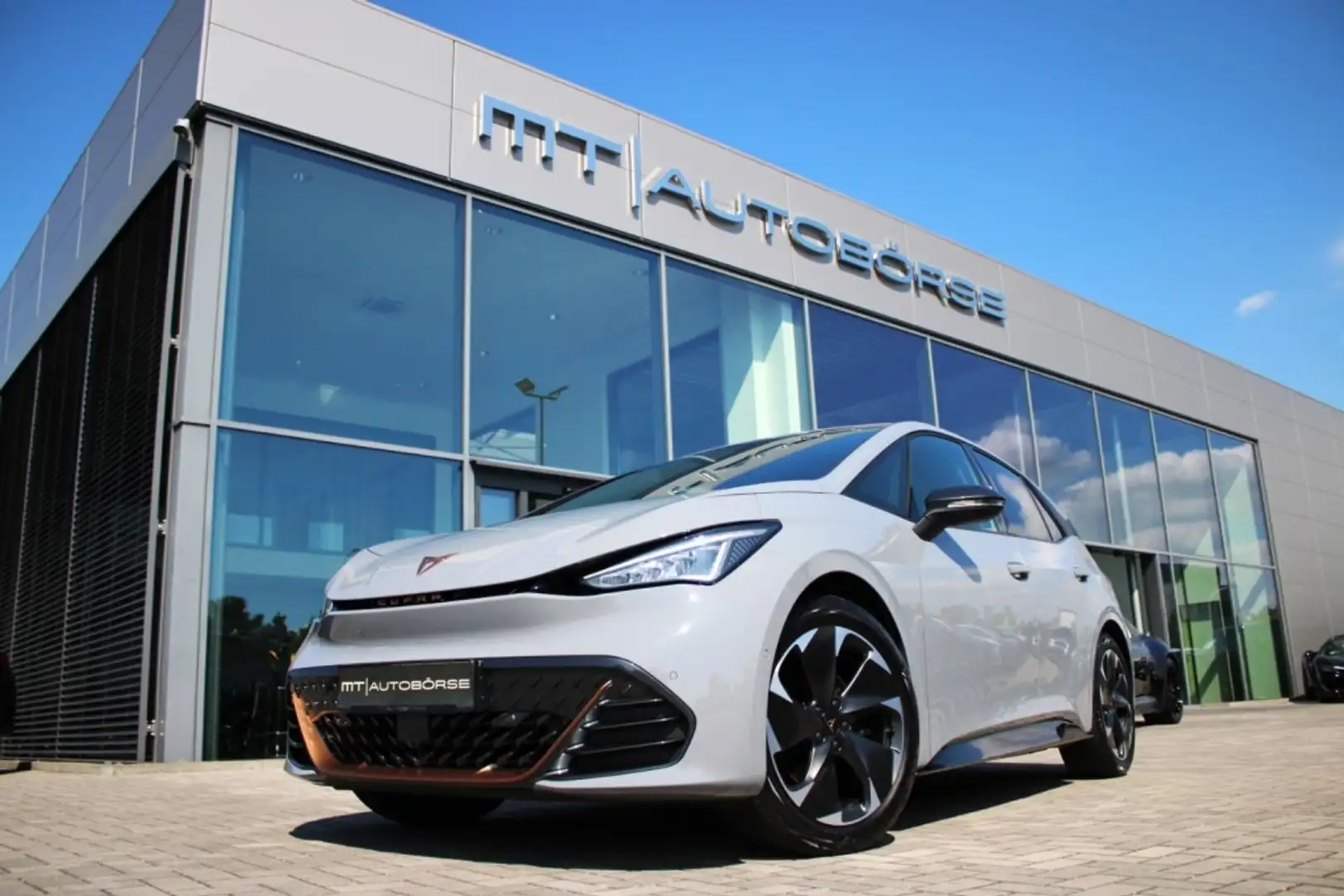 CUPRA Born 150kW 58kwh Gris - 1