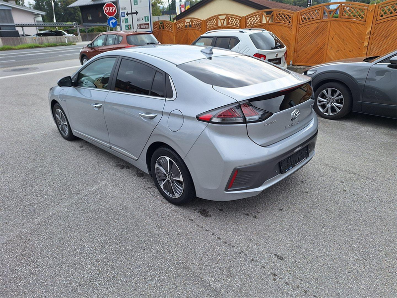 Hyundai IONIQ Level 4 1,6 GDi PHEV i0p40 — photo 4