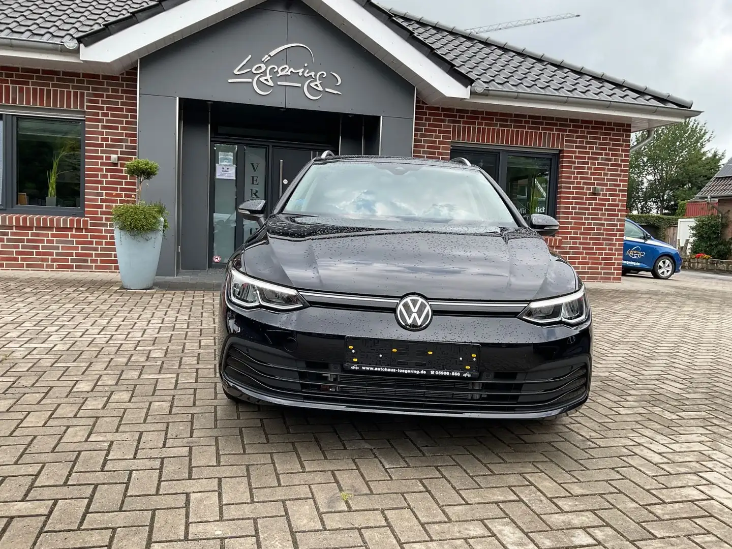 Volkswagen Golf Variant 2.0 TDI DSG Life,AHK,Navi,Kamera Schwarz - 2