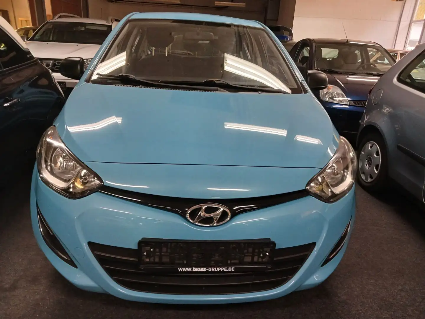 Hyundai i20 KLIMA TUV AU 10/27 Blauw - 2