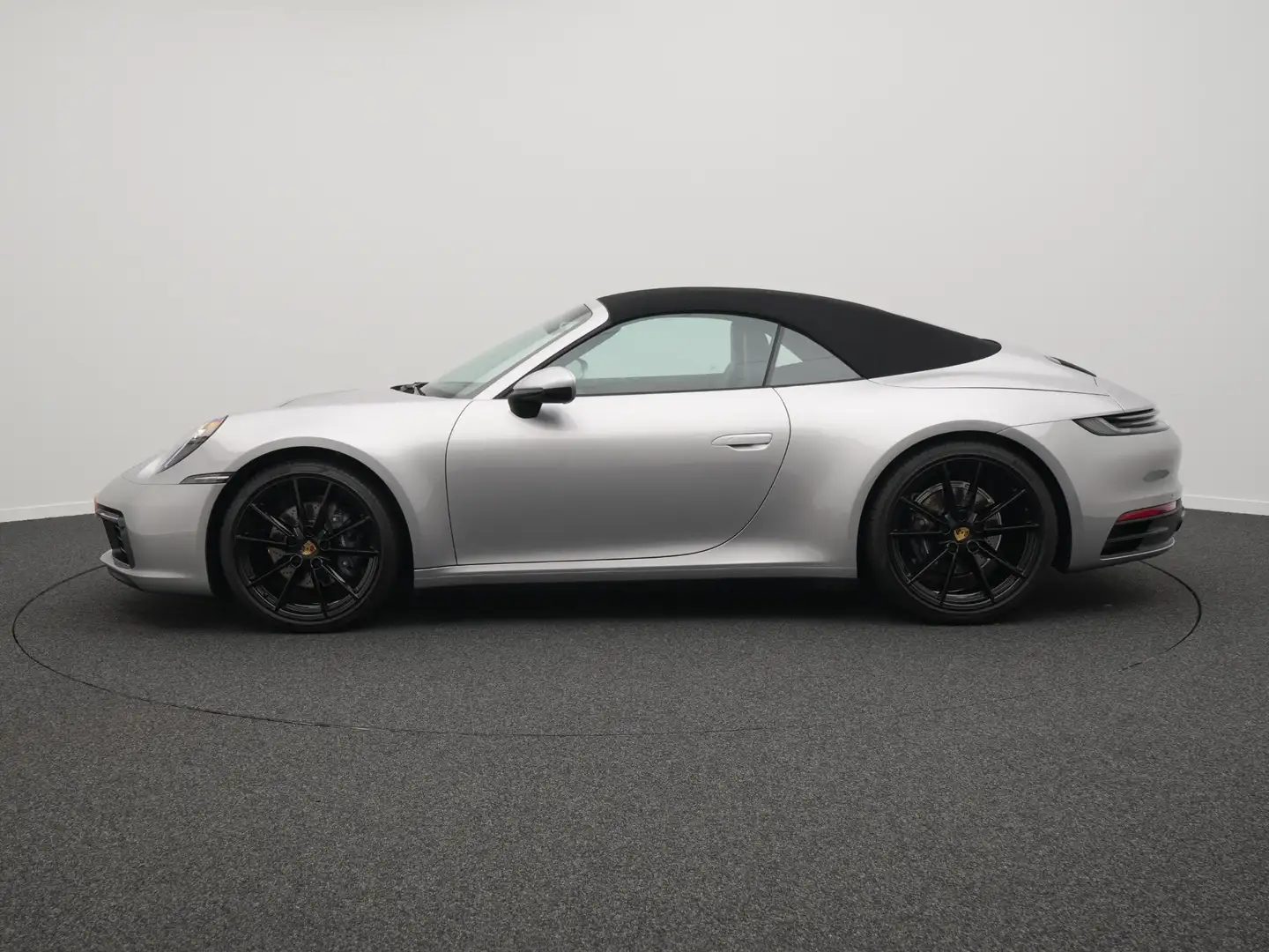 Porsche 992 Carrera Cabriolet Grijs - 2