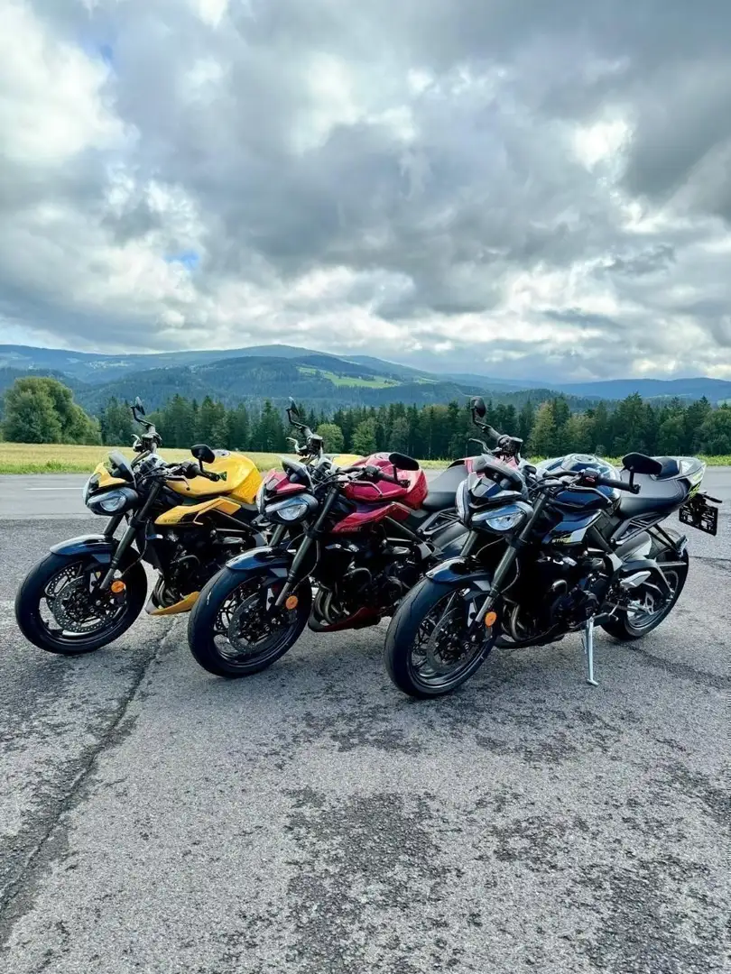 Triumph Street Triple 765 - 1