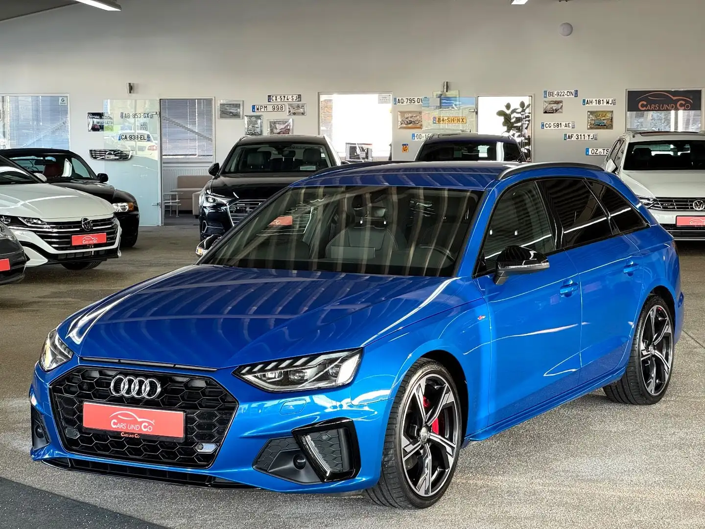 Audi A4 Avant 40 TDI S line *V-Cockpit*Matrix*SHZ*19% Blauw - 1