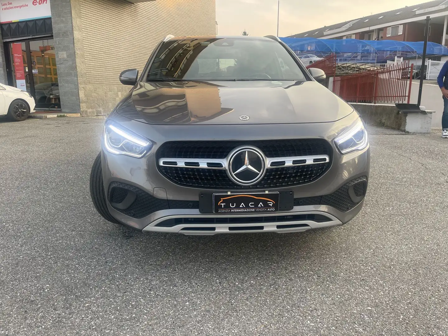 Mercedes-Benz GLA 200 D Sport Plus - PROMO FINANZ. Gris - 2