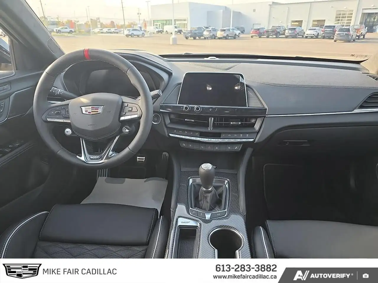 Cadillac CT4-V снимка Cadillac CT4-V