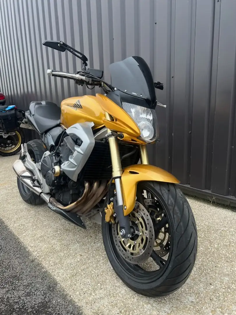 Honda Hornet - 2