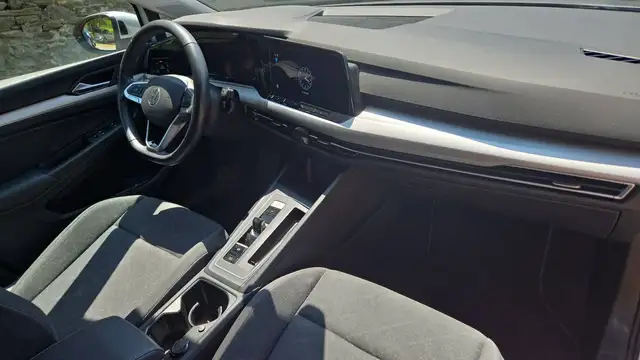 Volkswagen Golf view 10