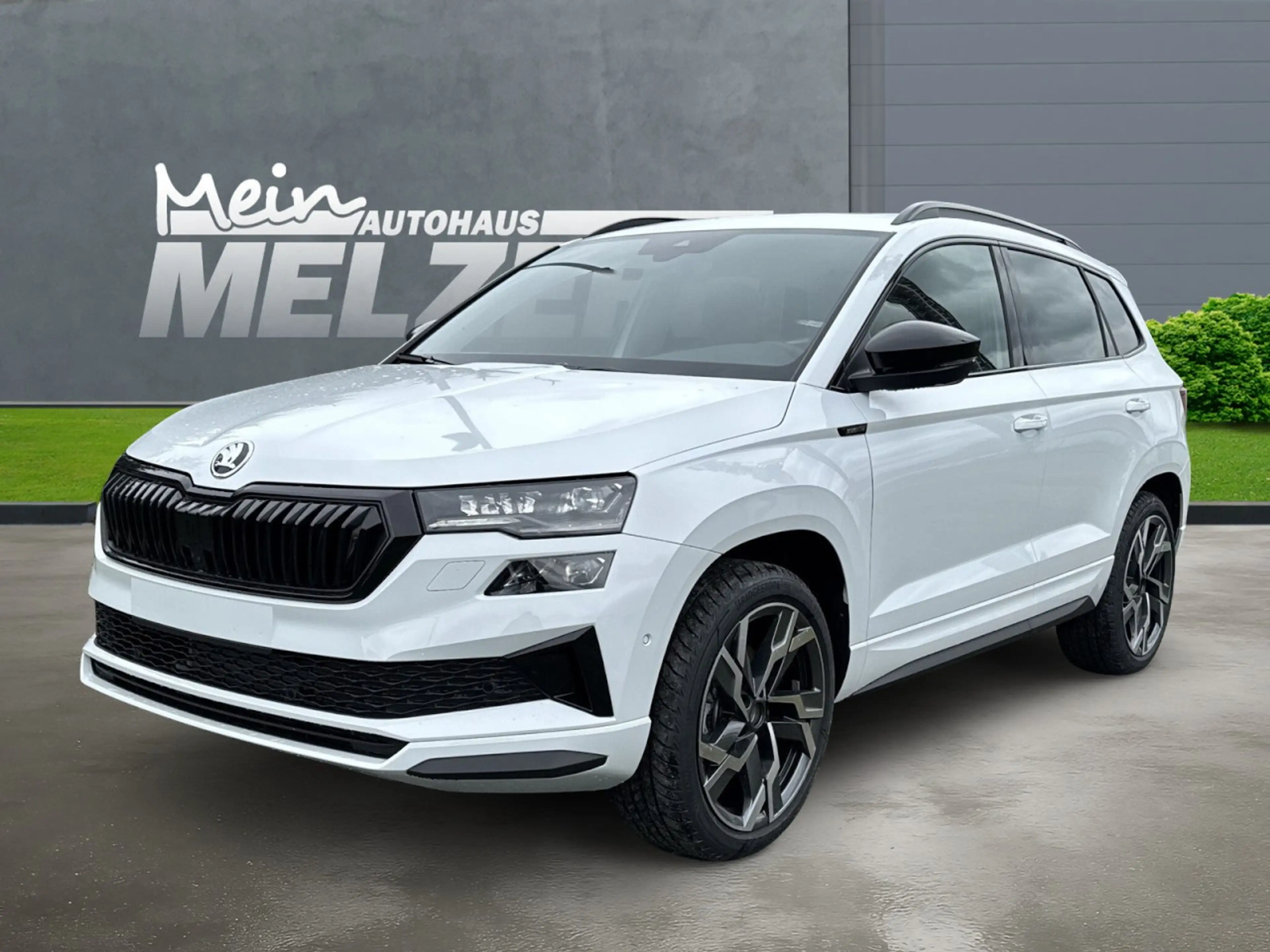 Skoda Karoq SPORTLINE 2.0TSI DSG4x4+AHK+PANO+LEDER+DCC Klima