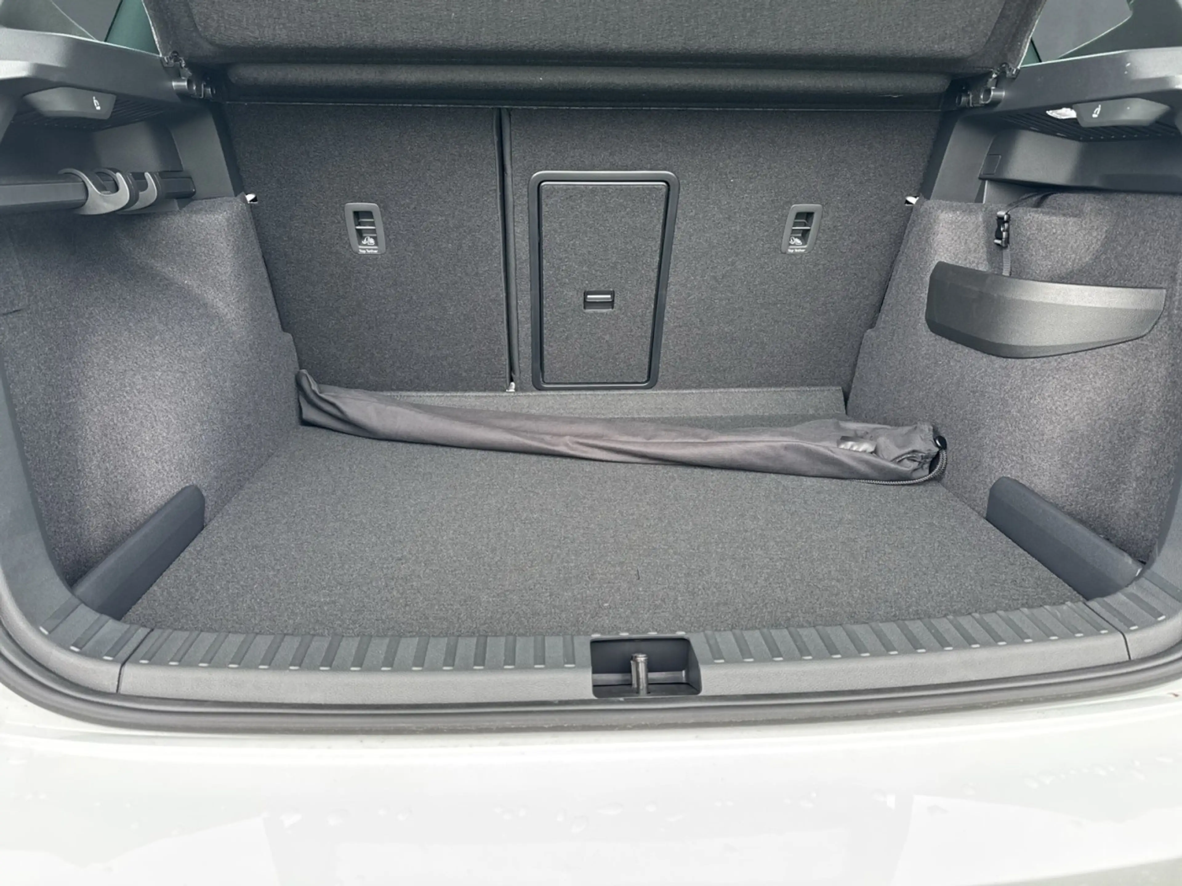 Skoda Karoq SPORTLINE 2.0TSI DSG4x4+AHK+PANO+LEDER+DCC Klima — photo 9